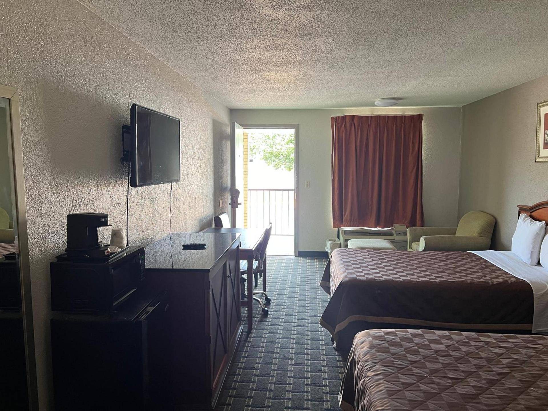 American Inn Columbia photo 68