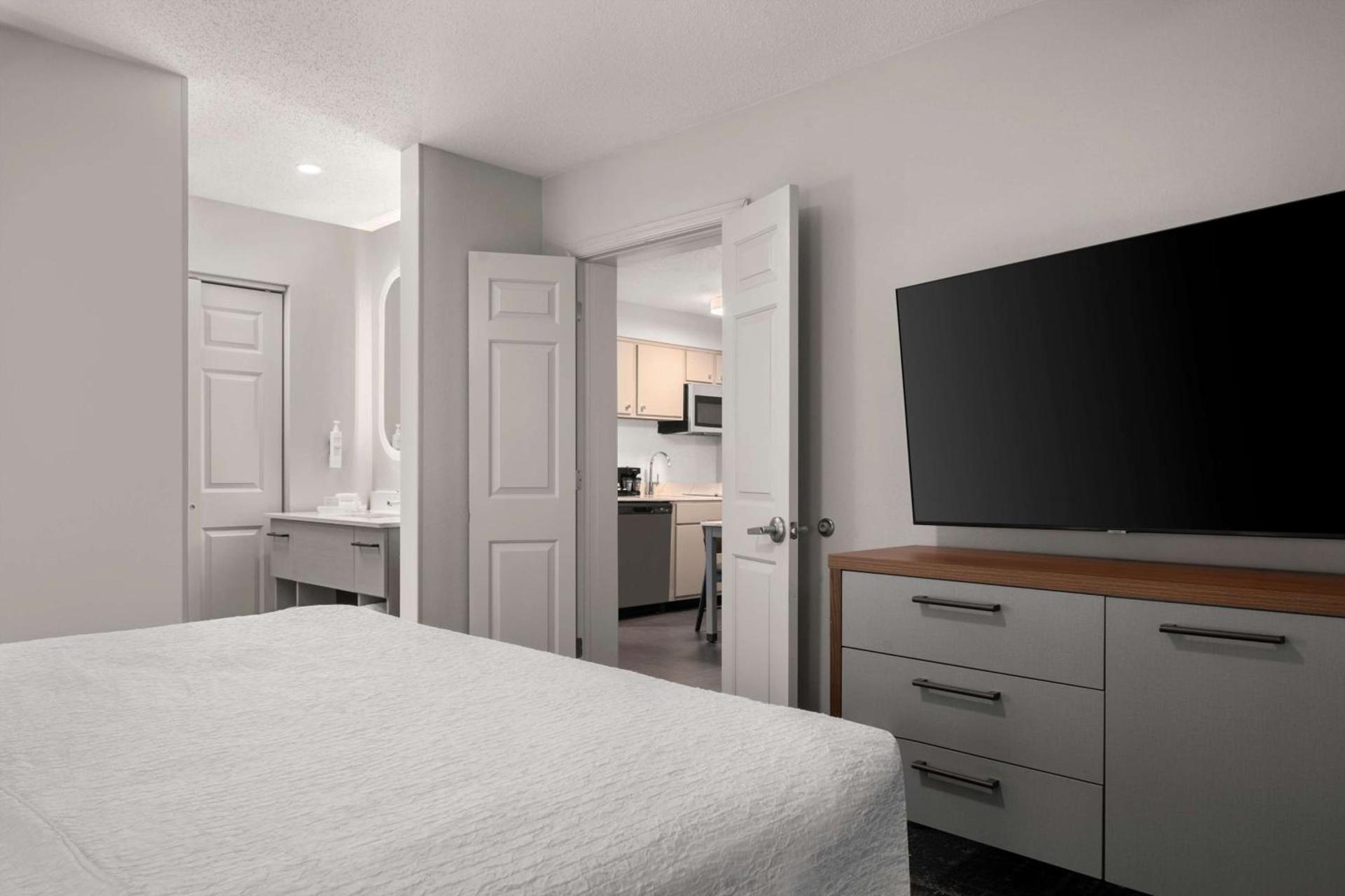 Homewood Suites by Hilton Chester photo 27