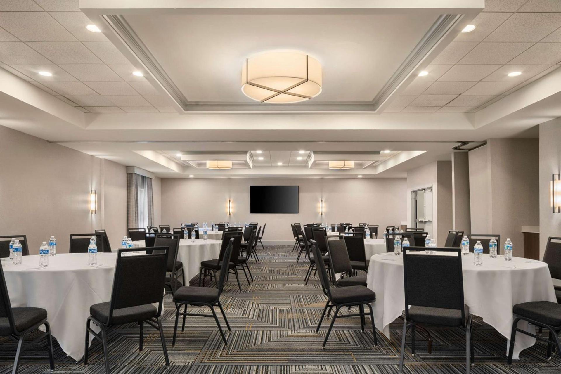 Homewood Suites by Hilton Chester photo 33
