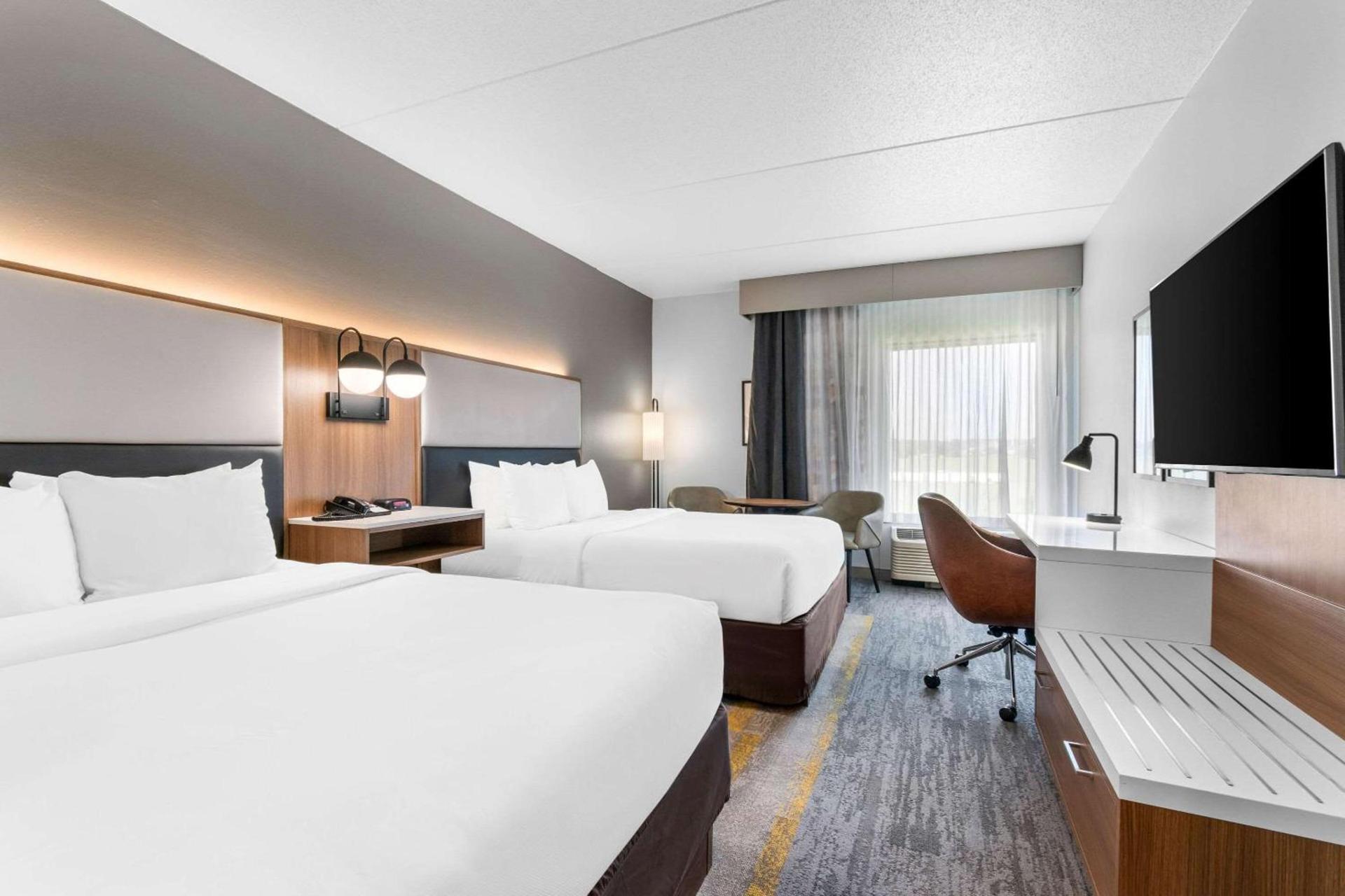 Comfort Inn & Suites York North photo 15