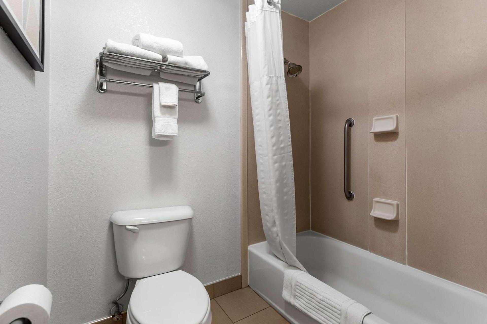 Comfort Inn & Suites Kenosha-Pleasant Prairie photo 9
