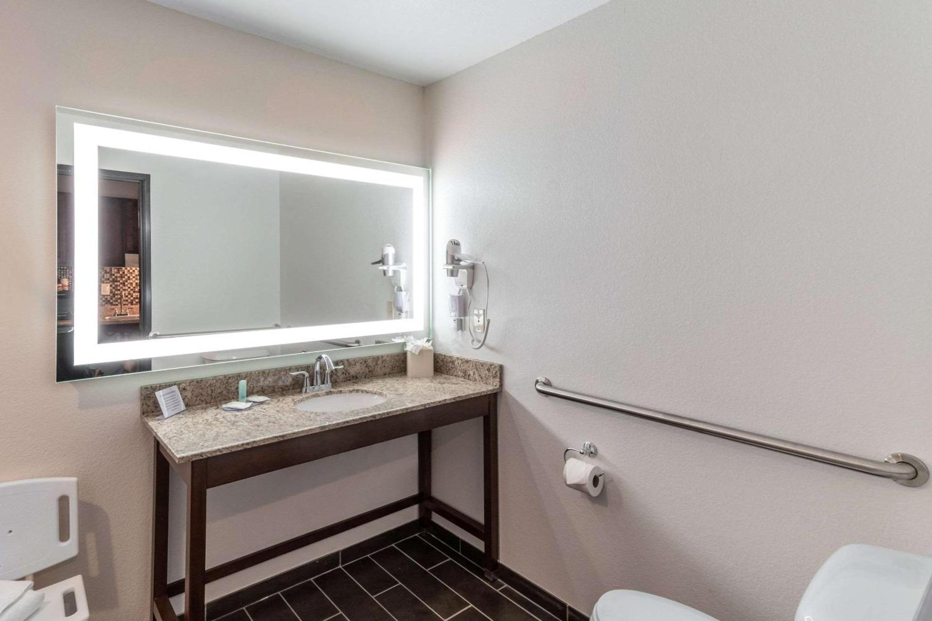 MainStay Suites Denver International Airport photo 10