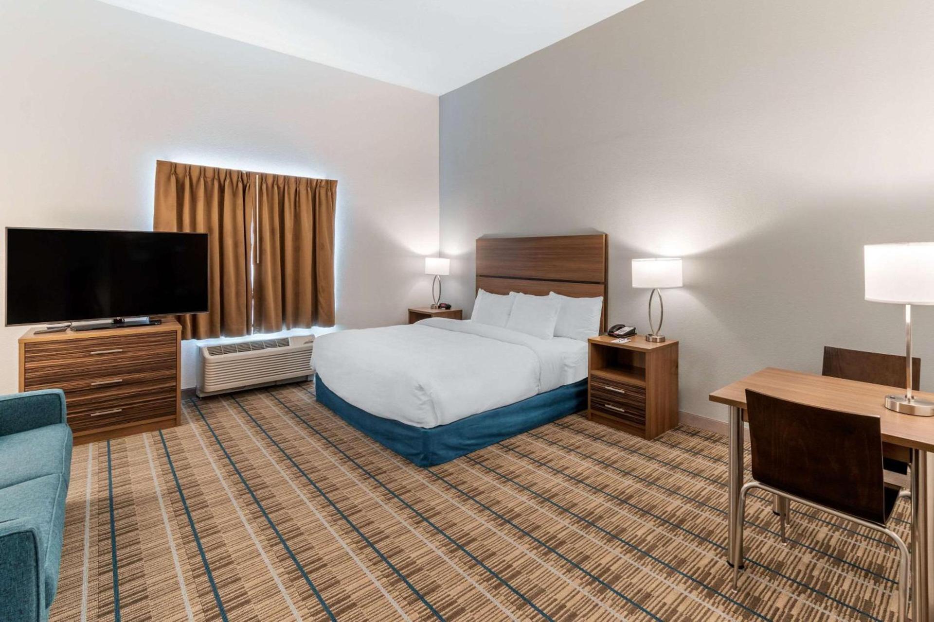 MainStay Suites Denver International Airport photo 15