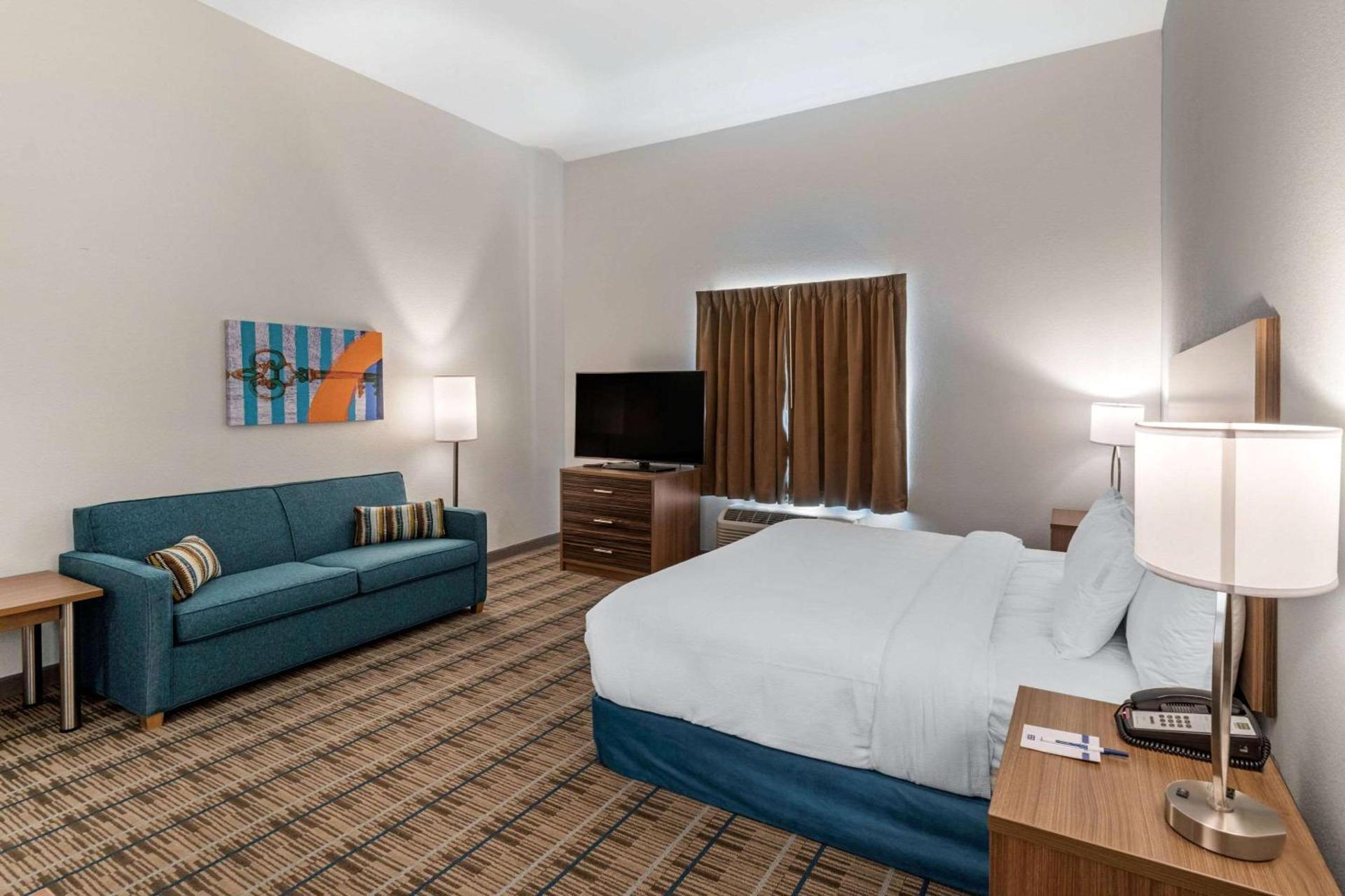 MainStay Suites Denver International Airport photo 16
