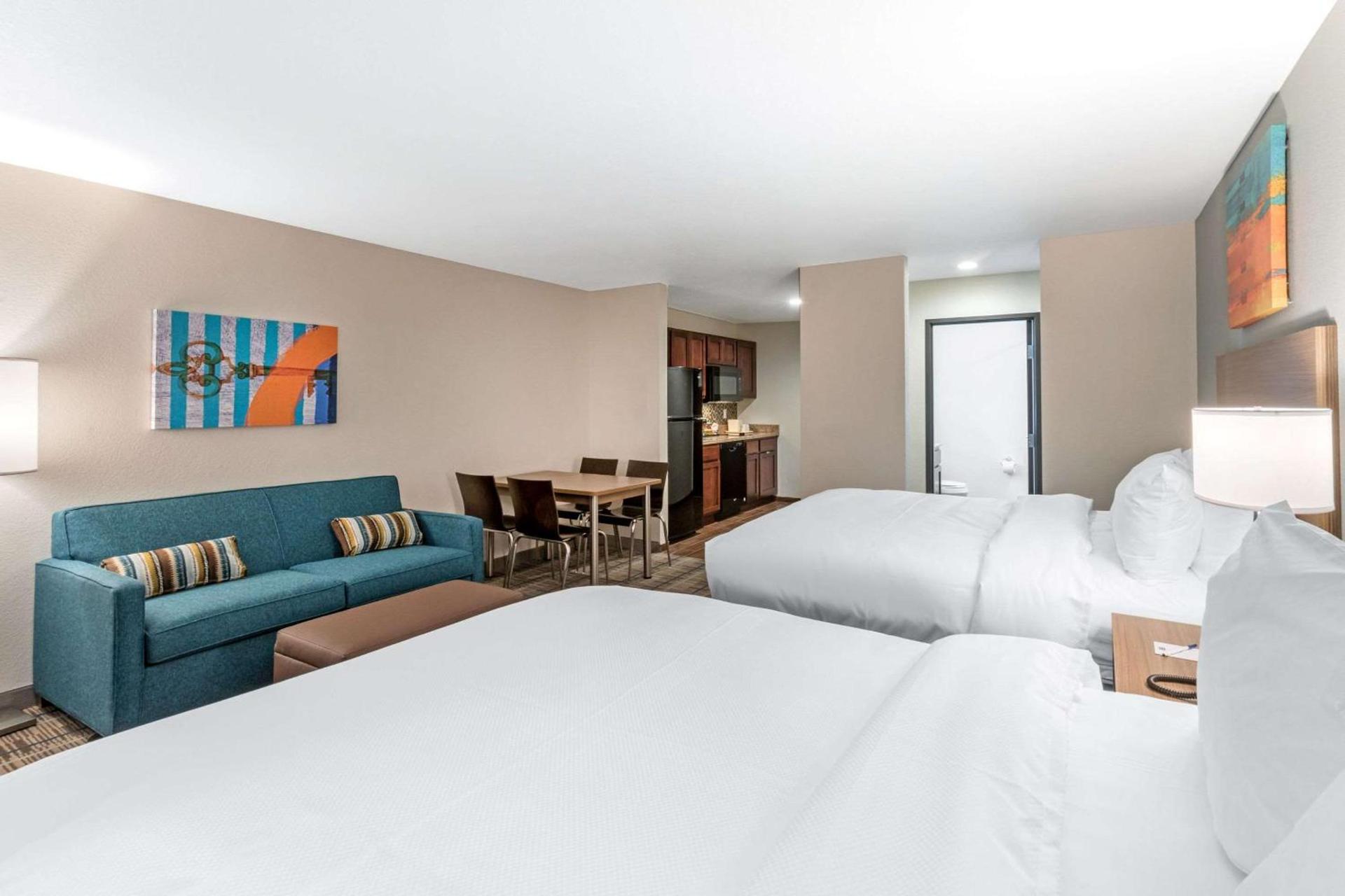 MainStay Suites Denver International Airport photo 22