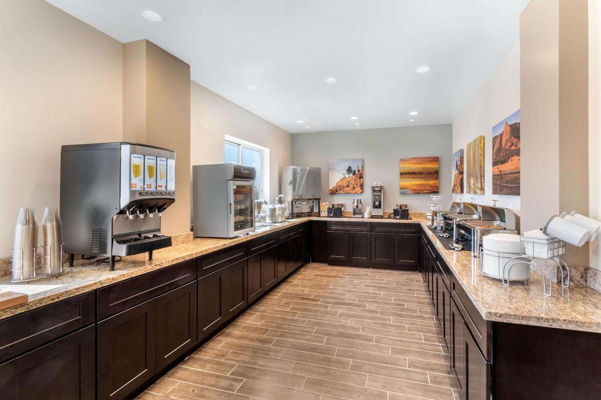 MainStay Suites Denver International Airport photo 26