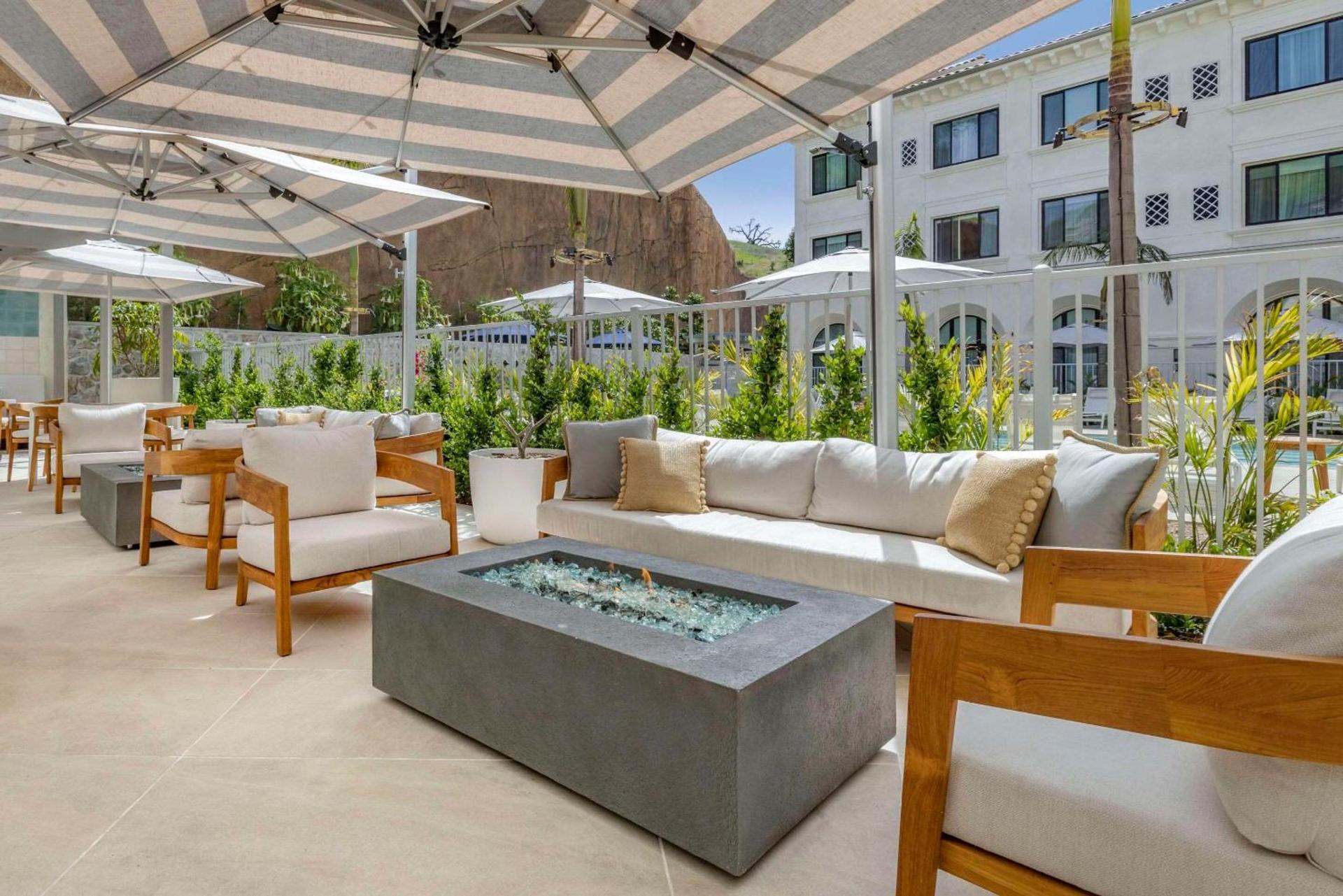 Cambria Hotel Calabasas - Malibu photo 54