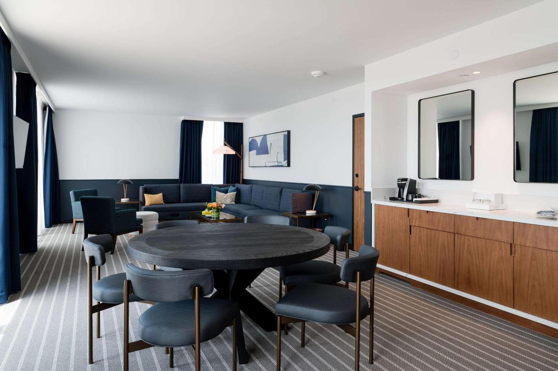 Cambria Hotel Boston Somerville photo 35
