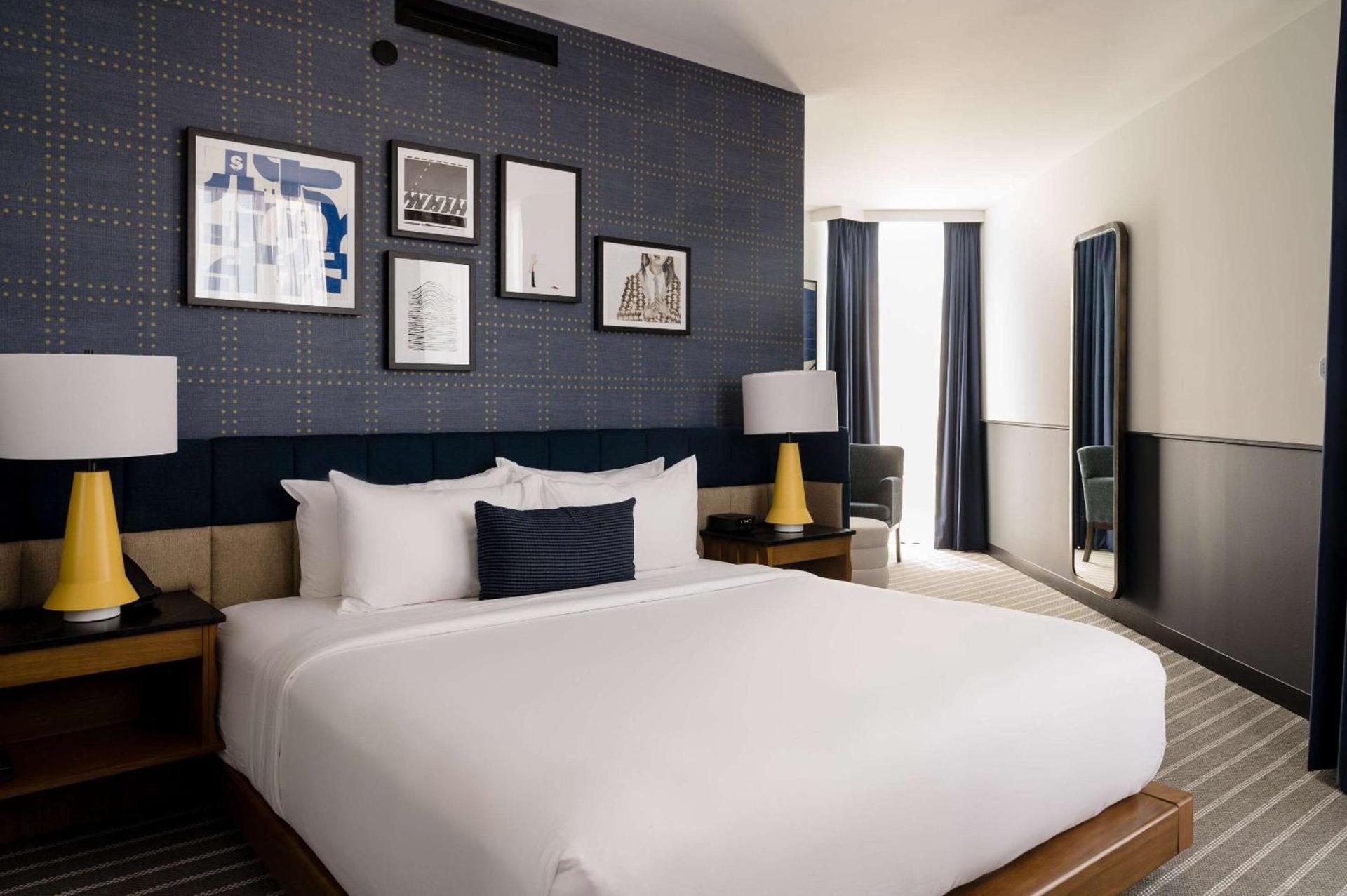 Cambria Hotel Boston Somerville photo 44