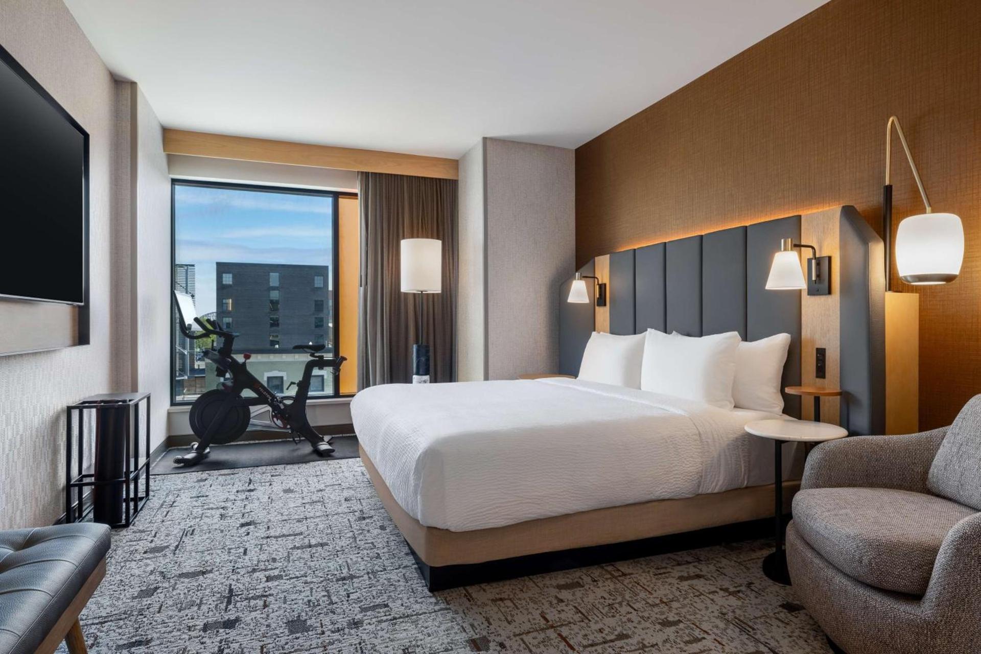 Tempo By Hilton Louisville Downtown Nulu photo 44