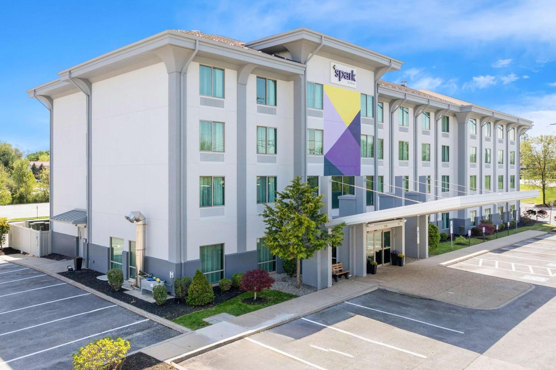 Spark By Hilton Exton photo 1