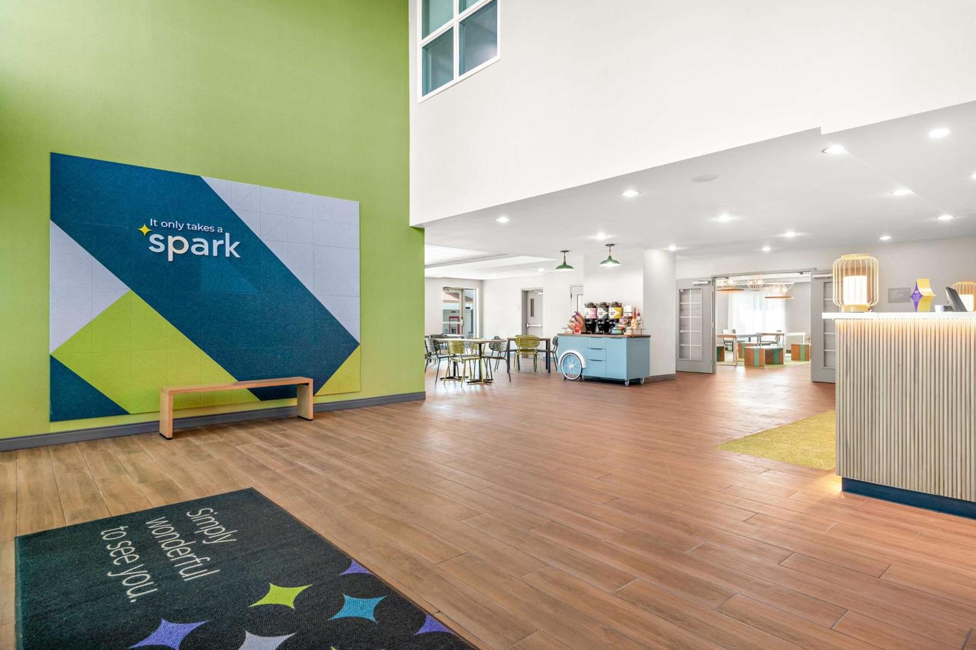 Spark By Hilton Exton photo 3
