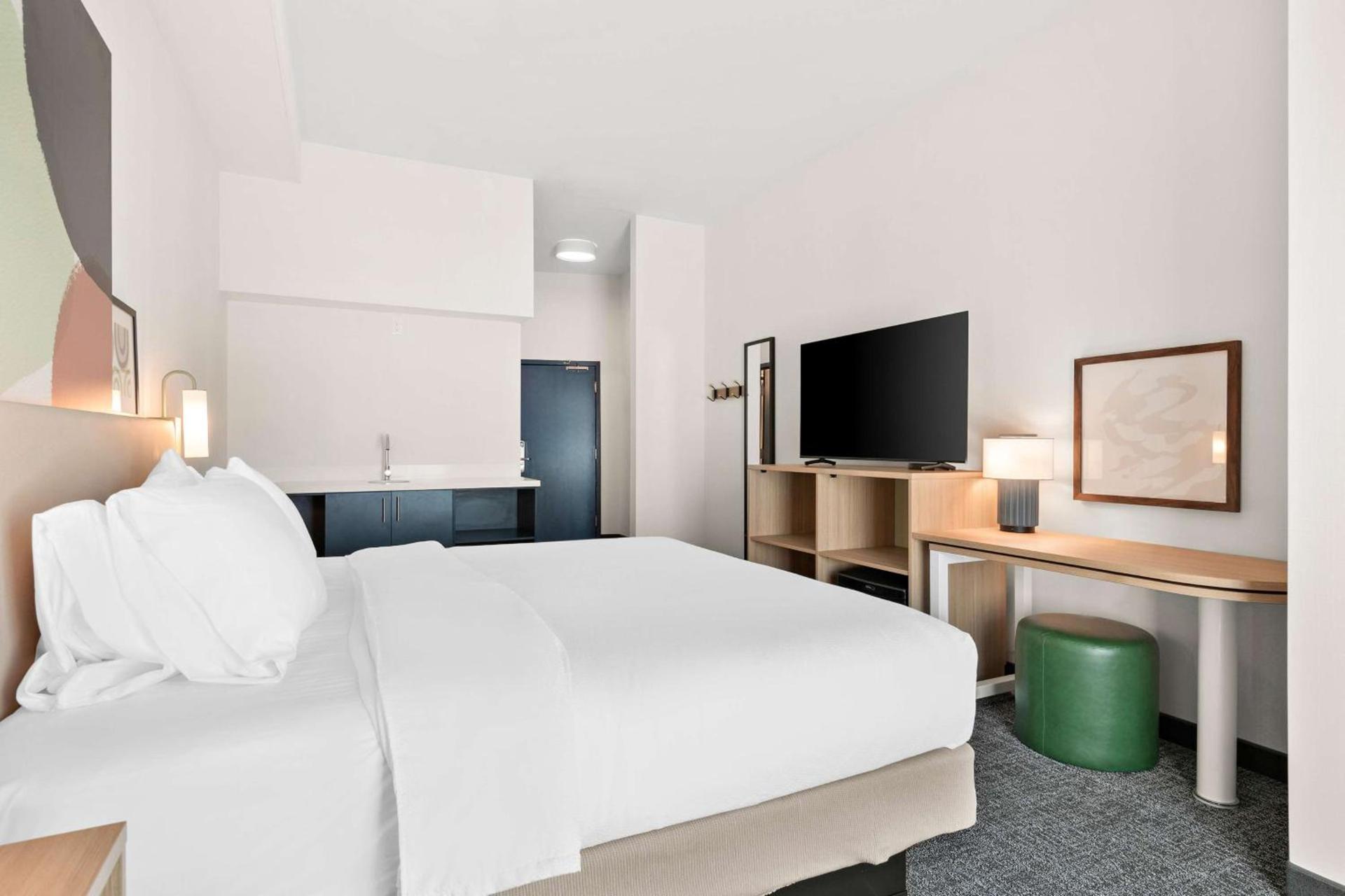 Spark By Hilton Exton photo 16