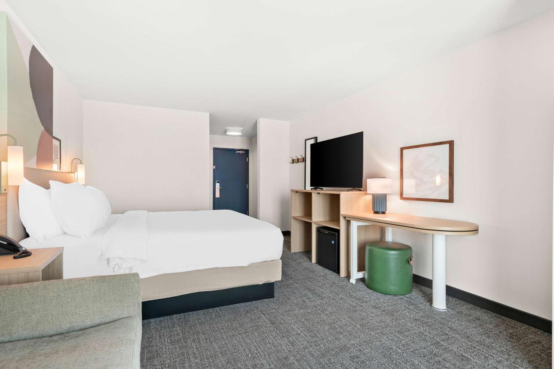 Spark By Hilton Exton photo 28
