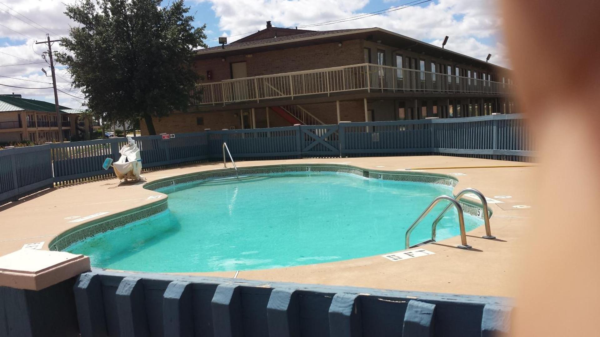 Motel 6 Abilene, TX - East photo 43