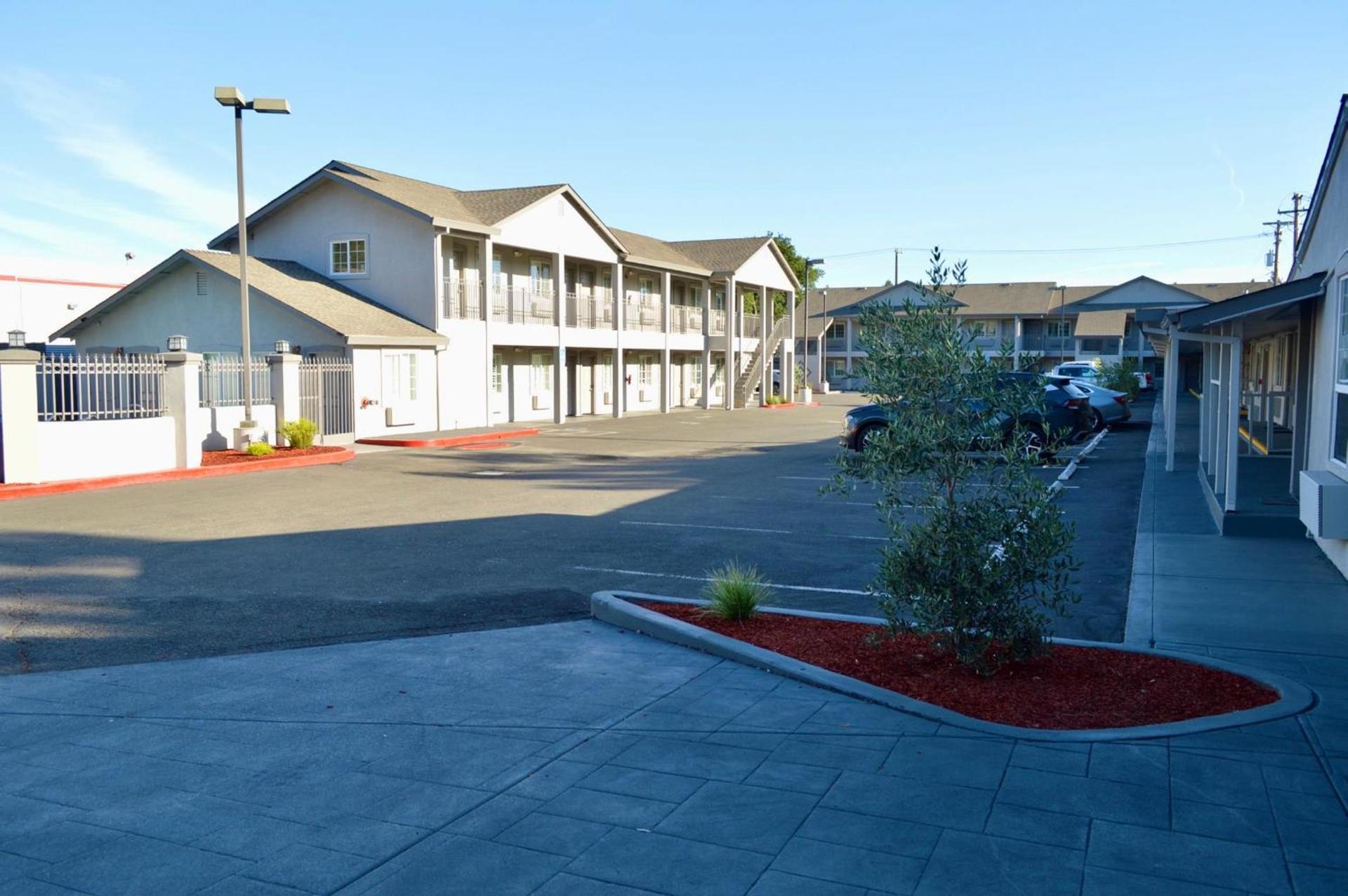 Fairview Inn & Suites photo 75