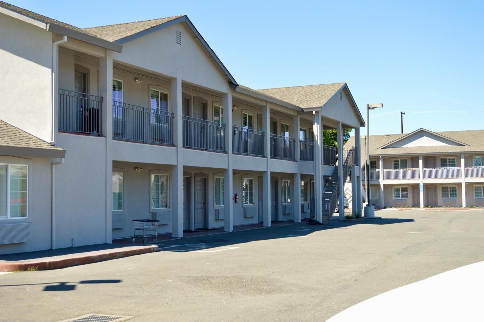 Fairview Inn & Suites photo 79