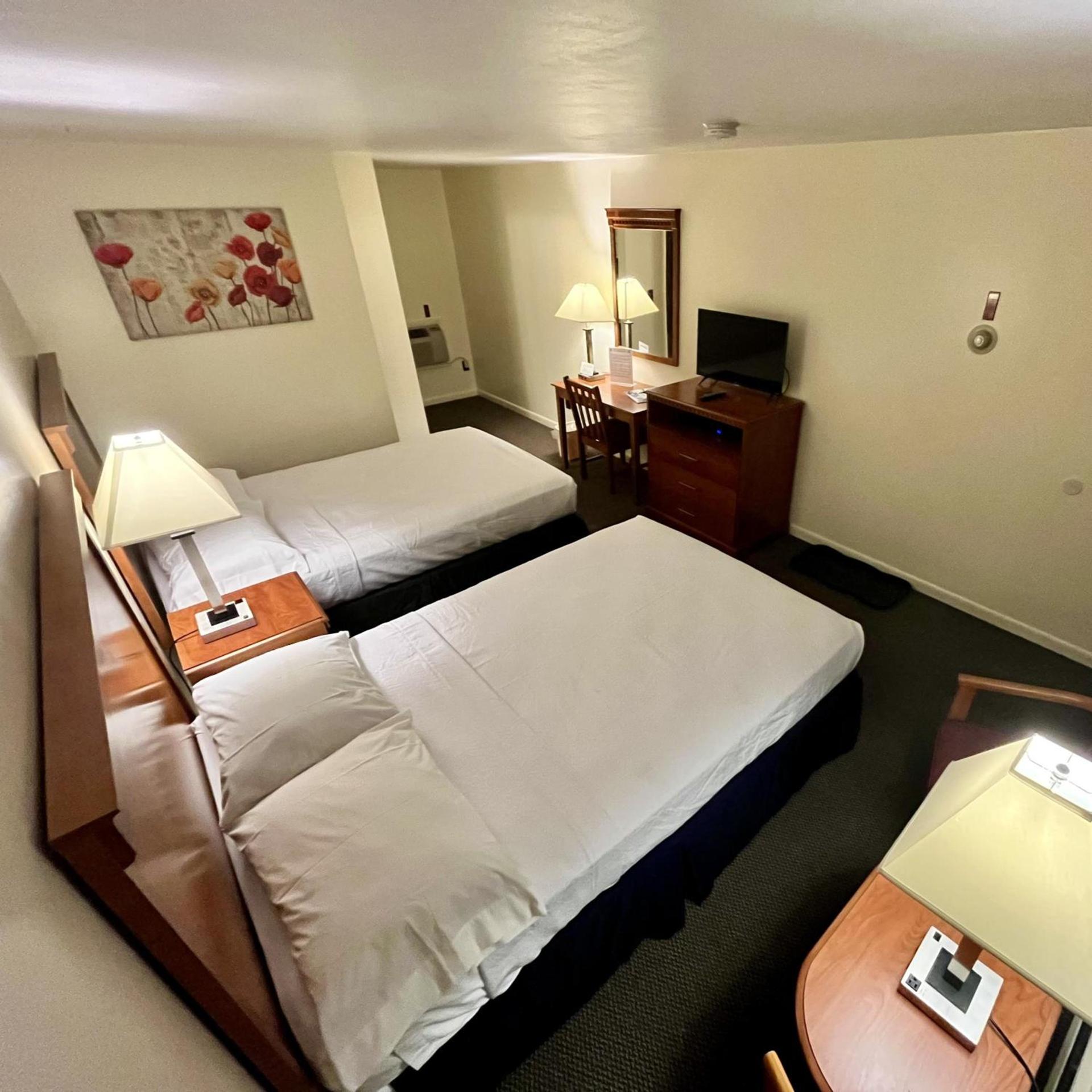 North Colony Motel and Cottages photo 21