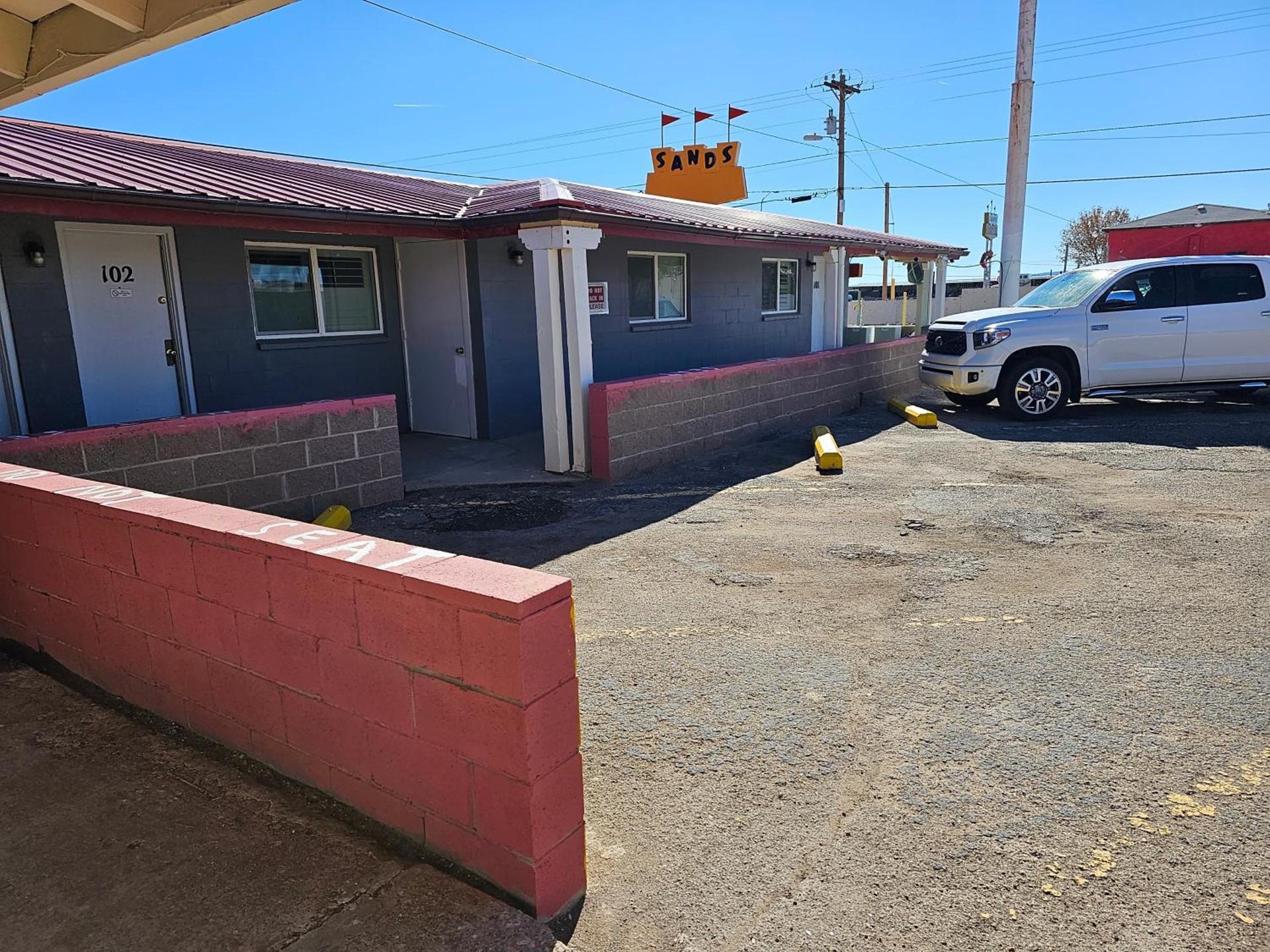 Sands Motel photo 18