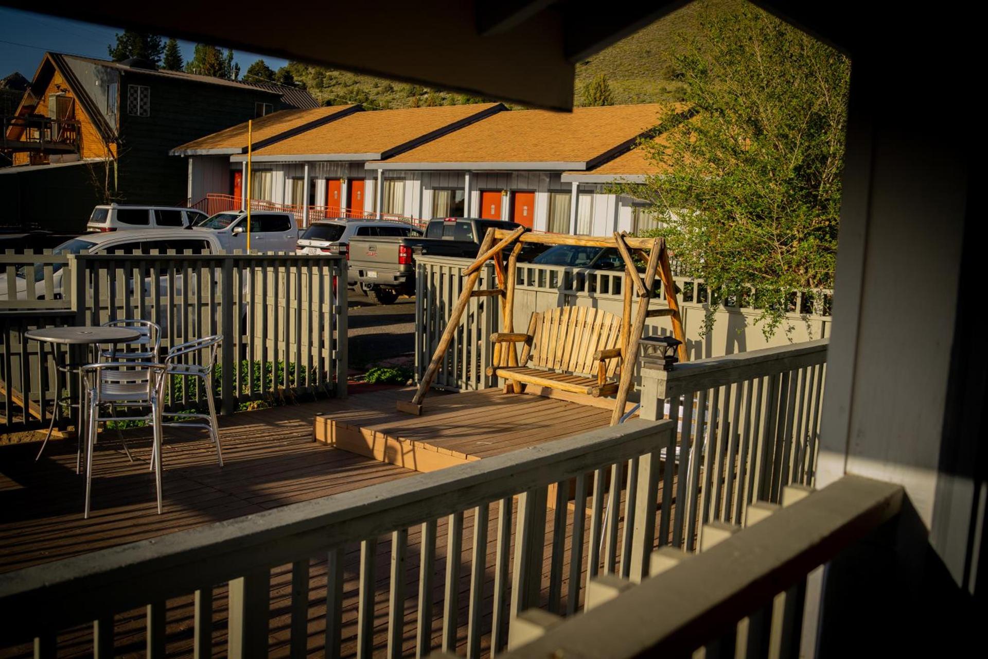 Yosemite Gateway Motel photo 72