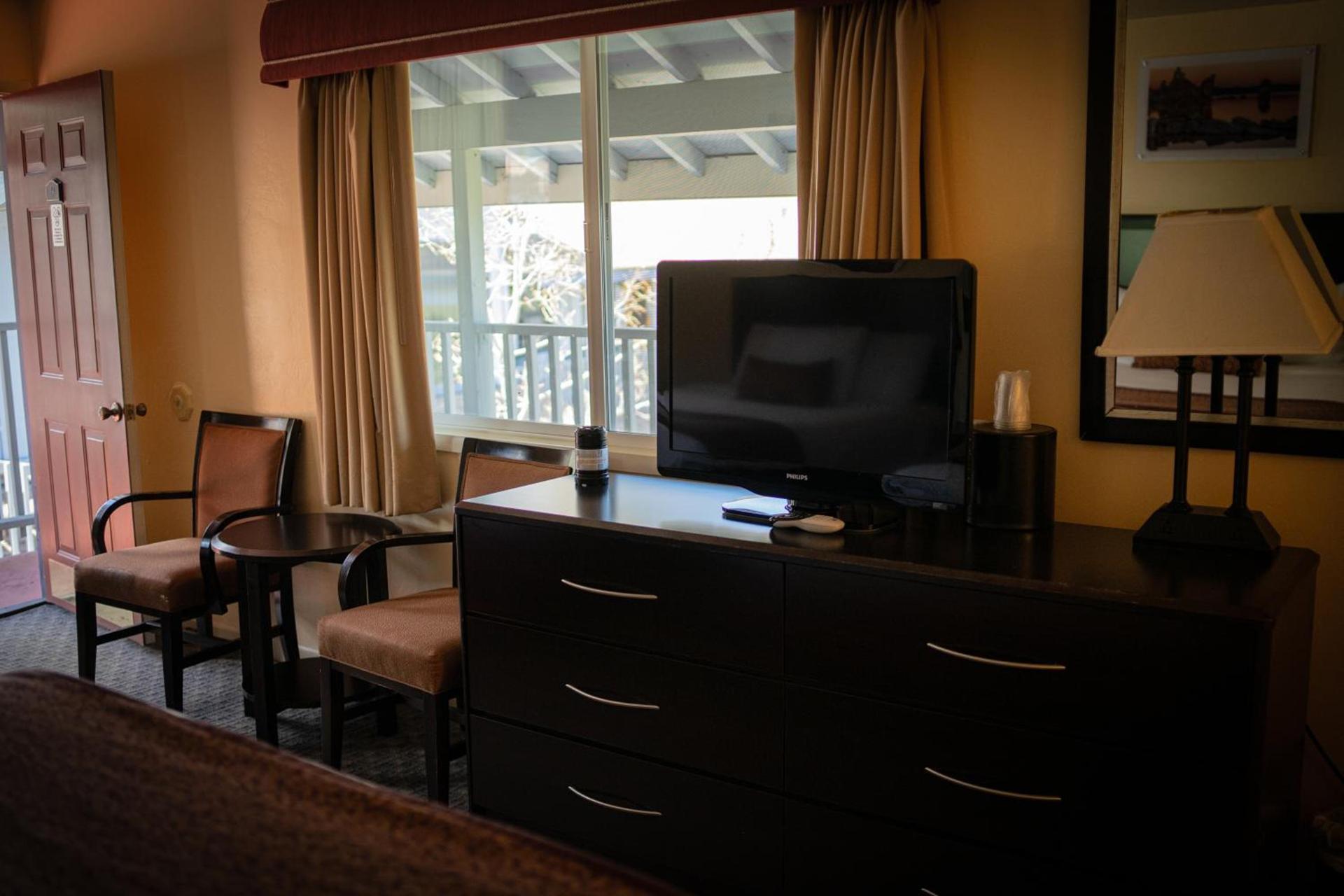 Yosemite Gateway Motel photo 80