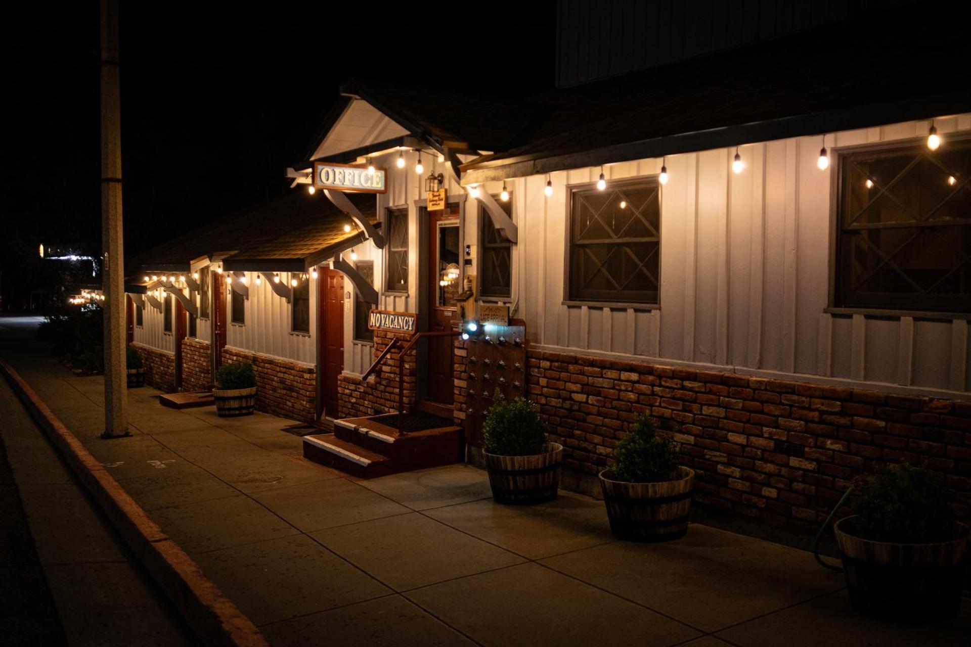 Yosemite Gateway Motel photo 99