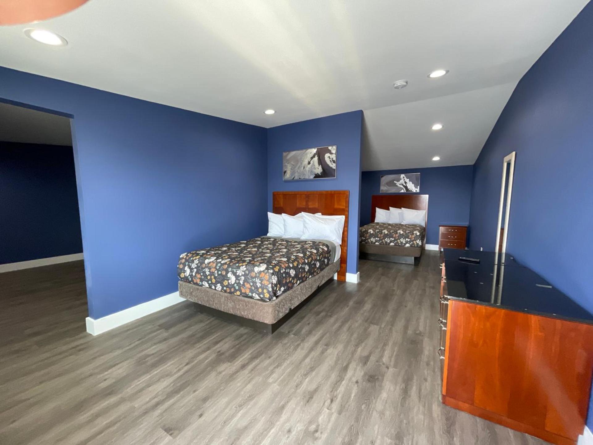 Sunny Sands Inn photo 6