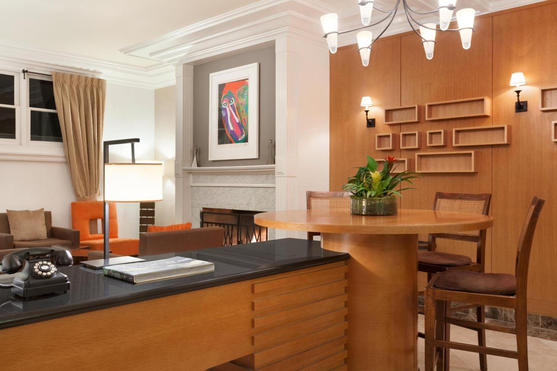 Executive Hotel Vintage Court photo 14