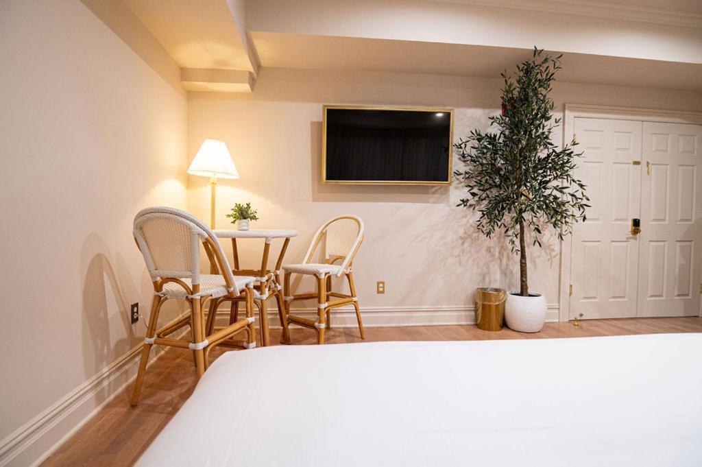 Coastal Chateau photo 42