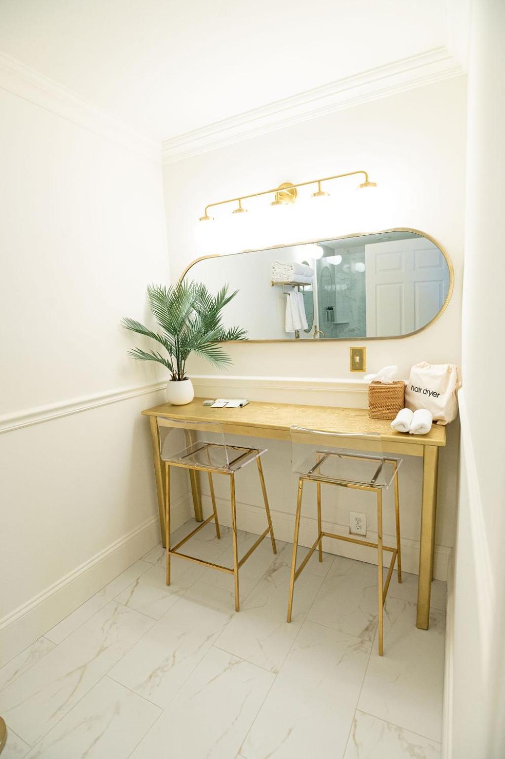 Coastal Chateau photo 53