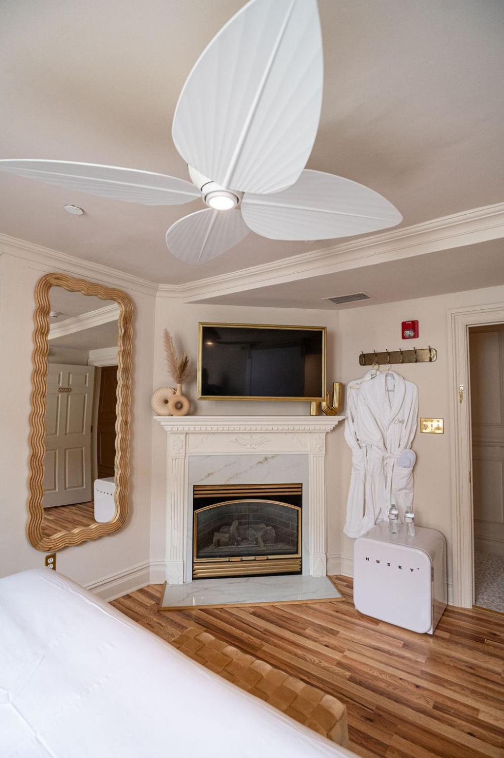 Coastal Chateau photo 76