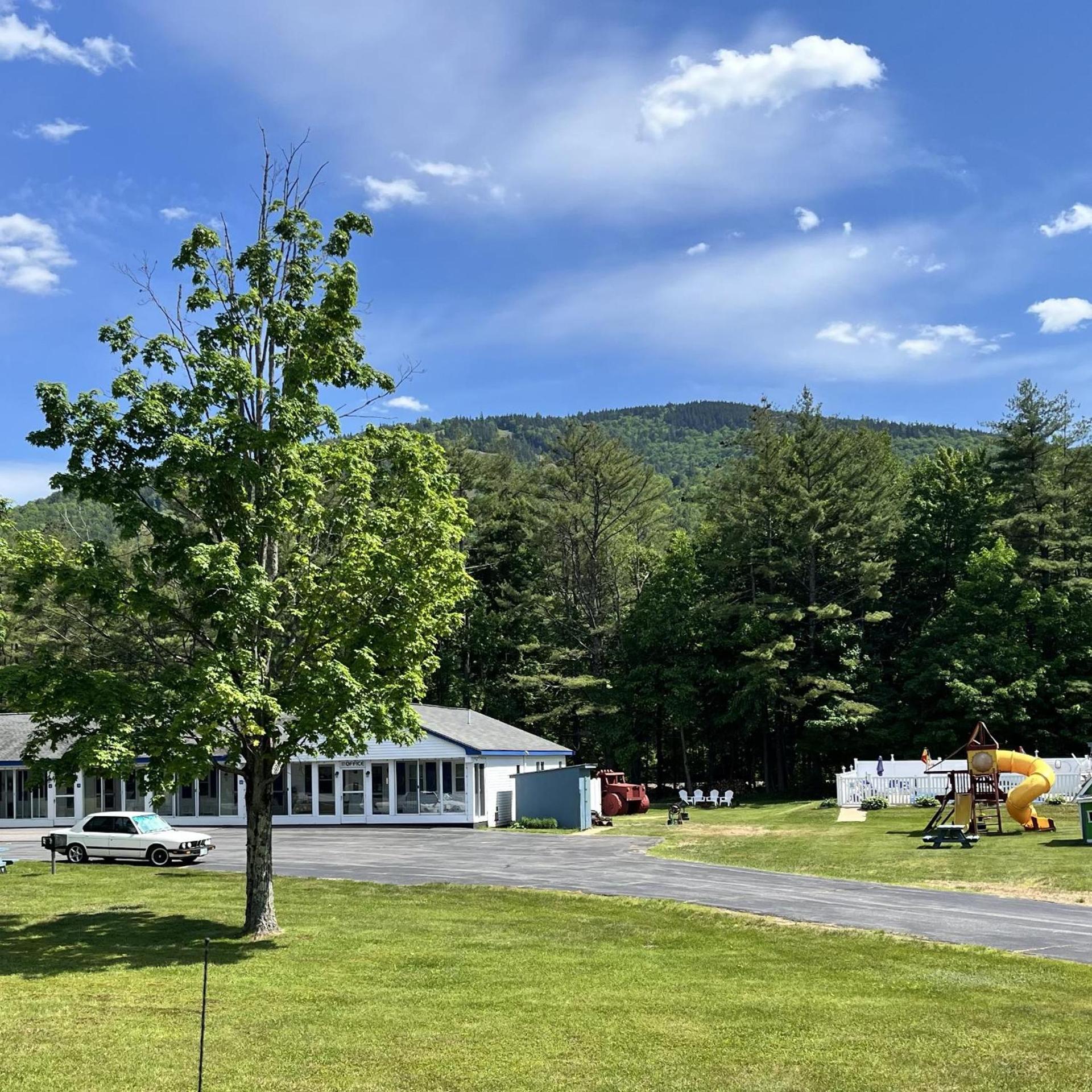 North Colony Motel and Cottages photo 11