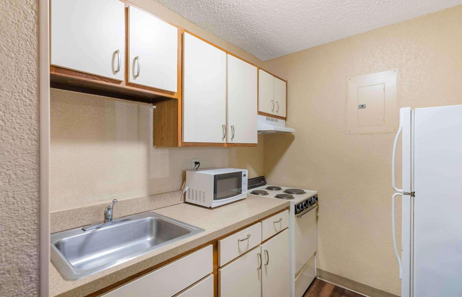Extended Stay America Select Suites - Atlanta - Vinings photo 13