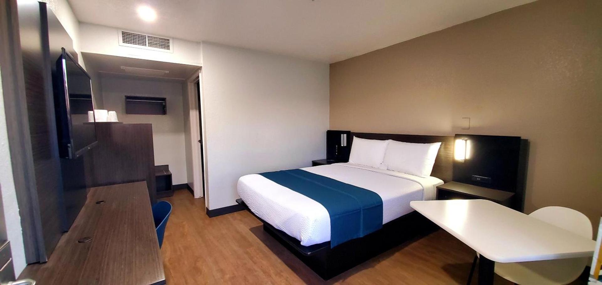 Motel 6-Palmdale, CA photo 50