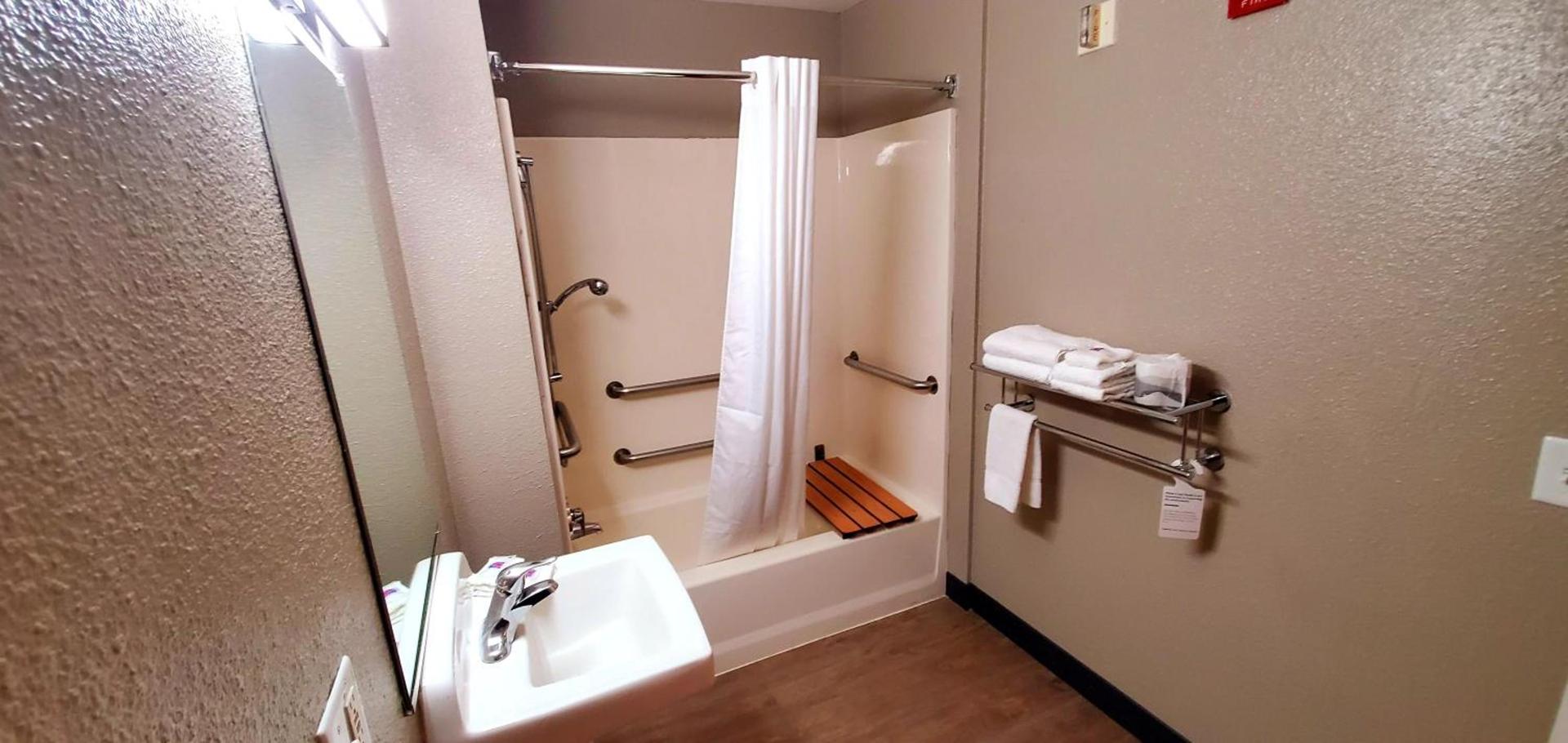 Motel 6-Palmdale, CA photo 51