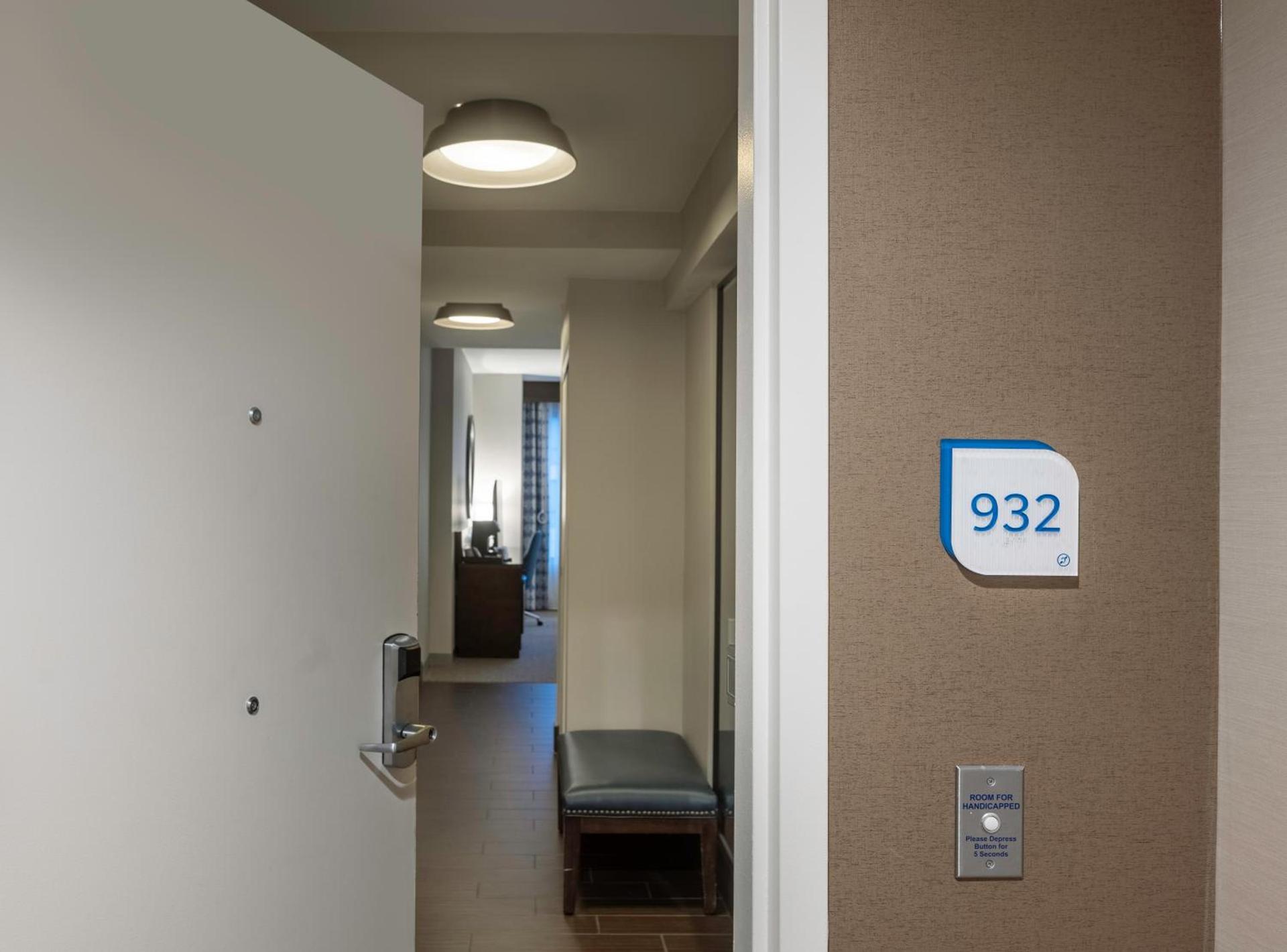 Hilton Garden Inn Washington DC/Georgetown Area photo 49