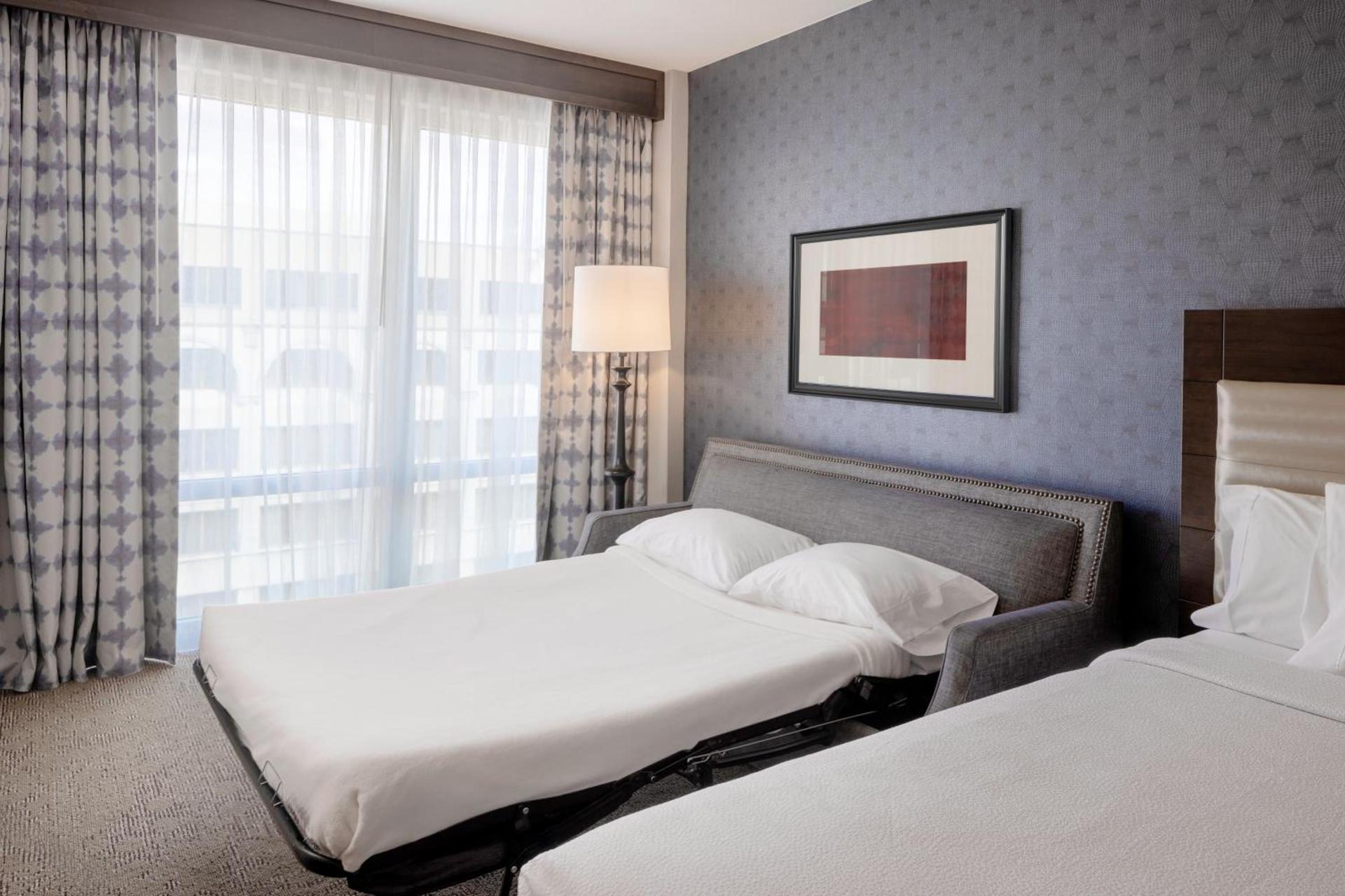Hilton Garden Inn Washington DC/Georgetown Area photo 62