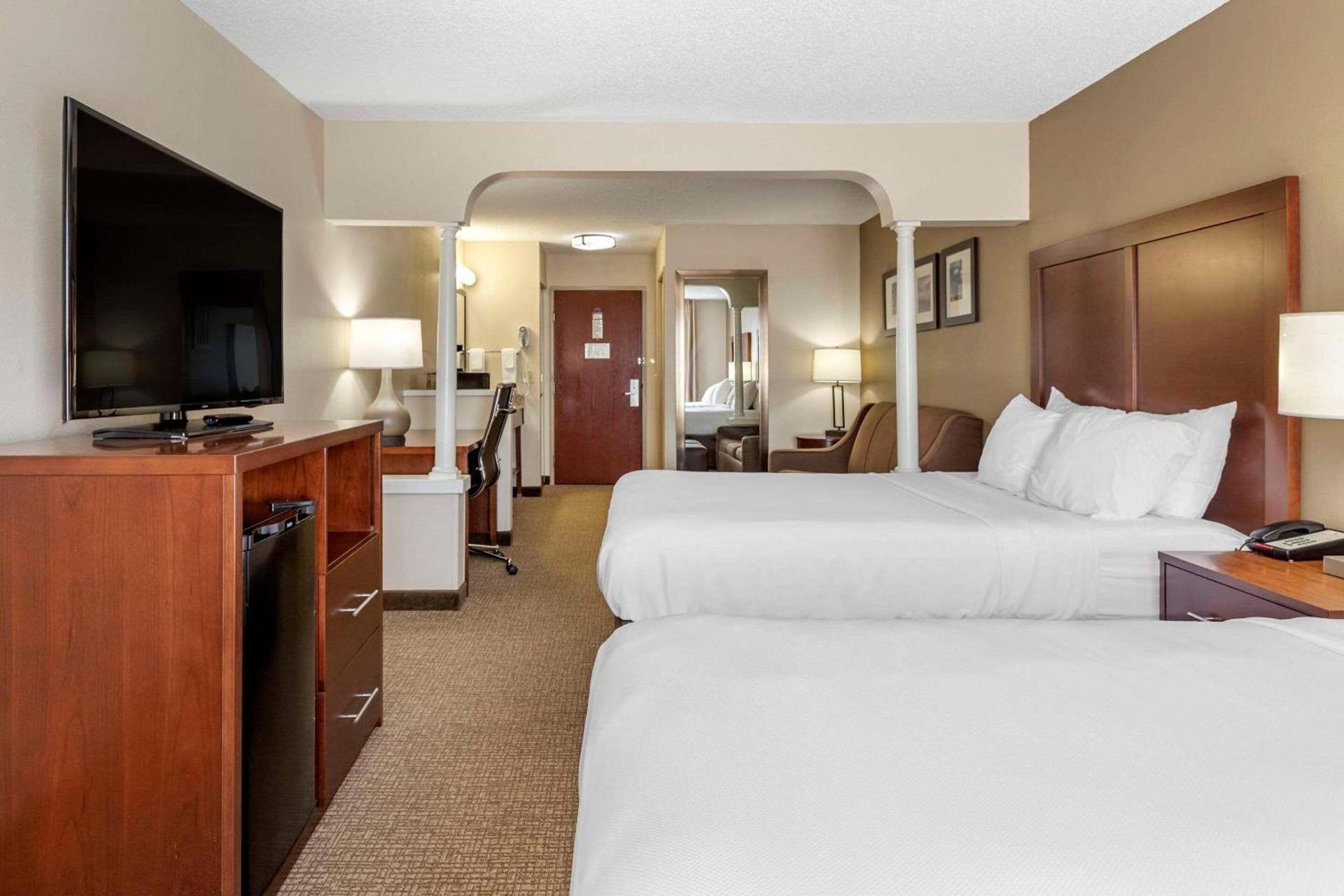 Comfort Suites Grandville - Grand Rapids SW photo 15