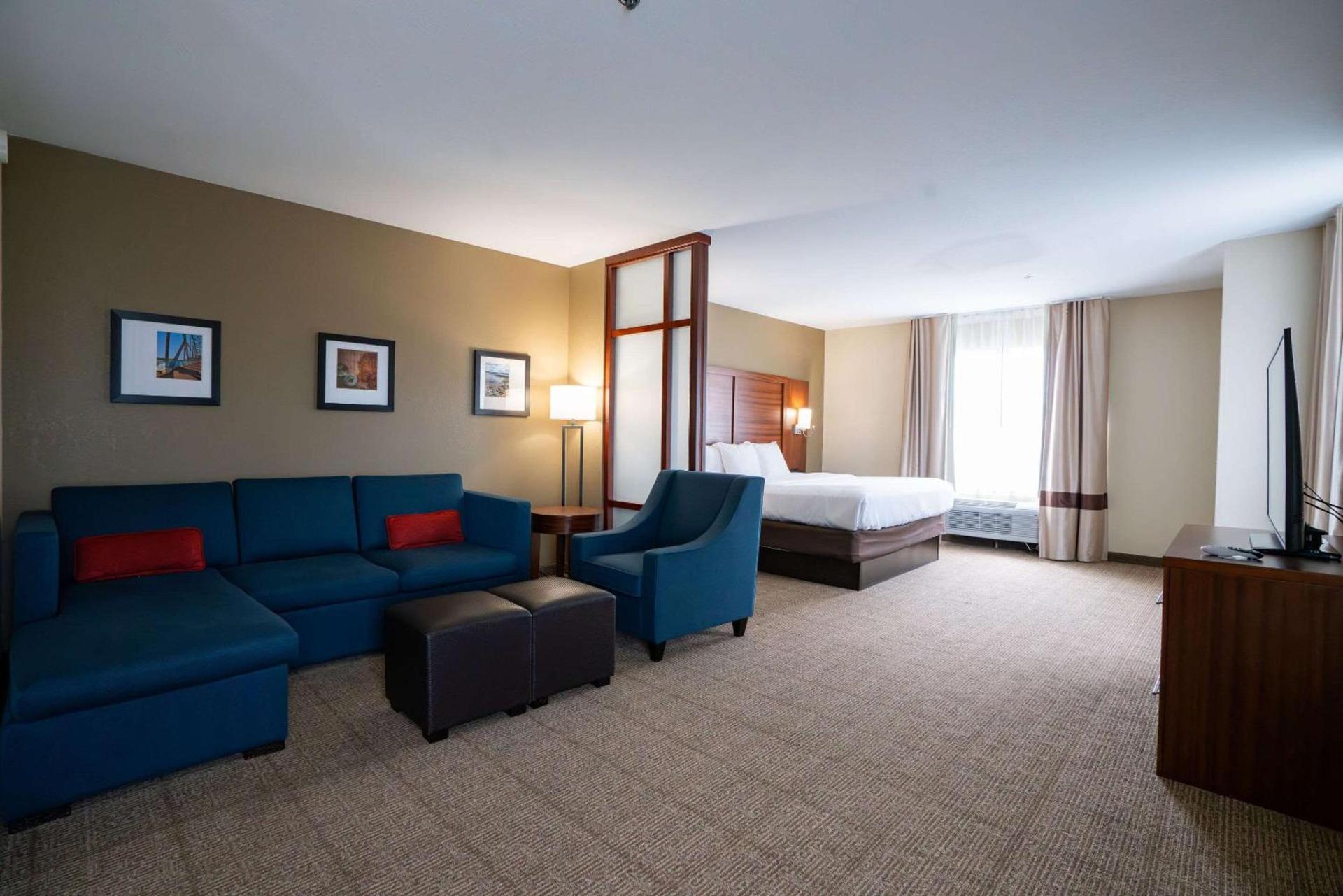 Comfort Suites Flowood - Jackson Airport photo 9
