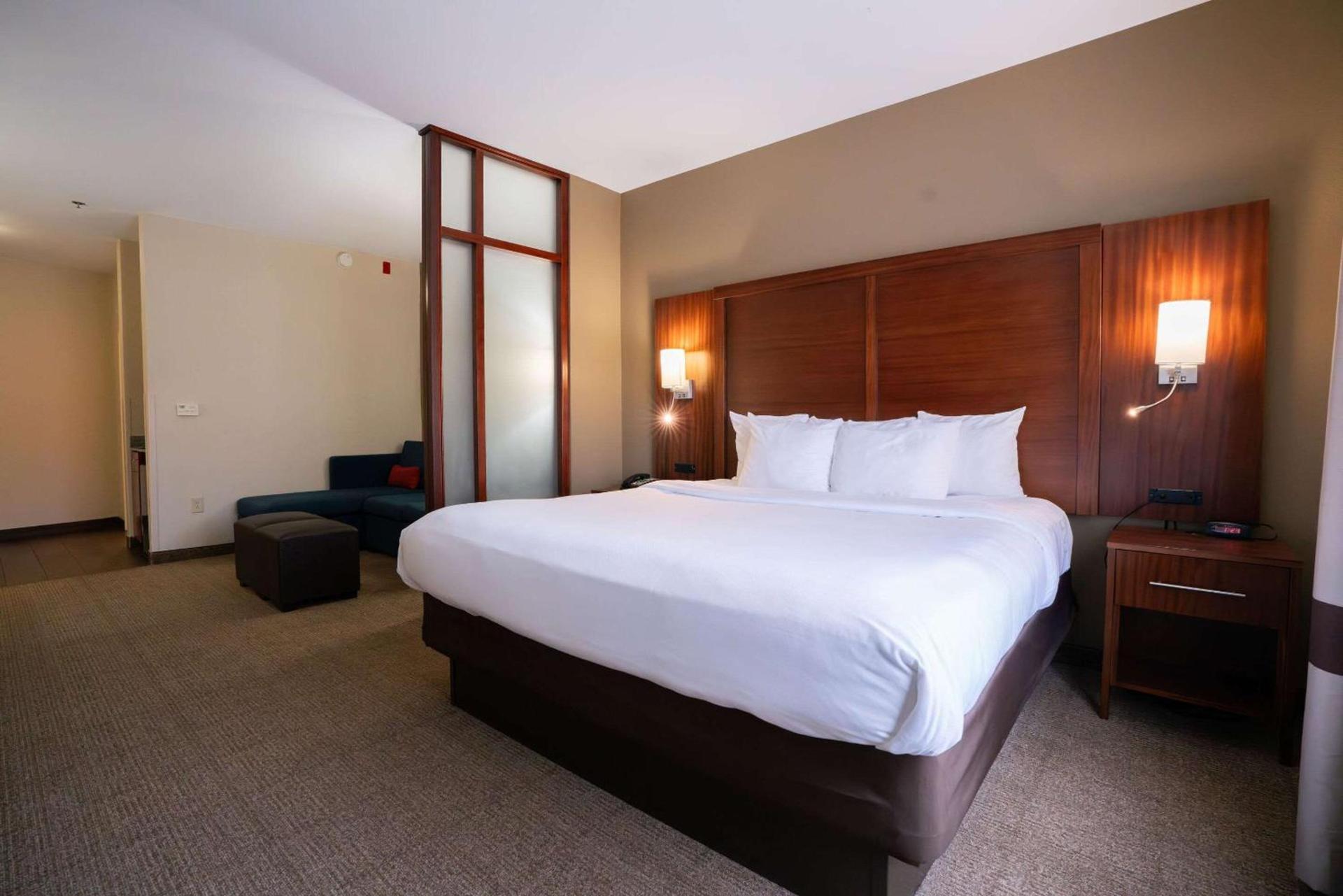 Comfort Suites Flowood - Jackson Airport photo 14