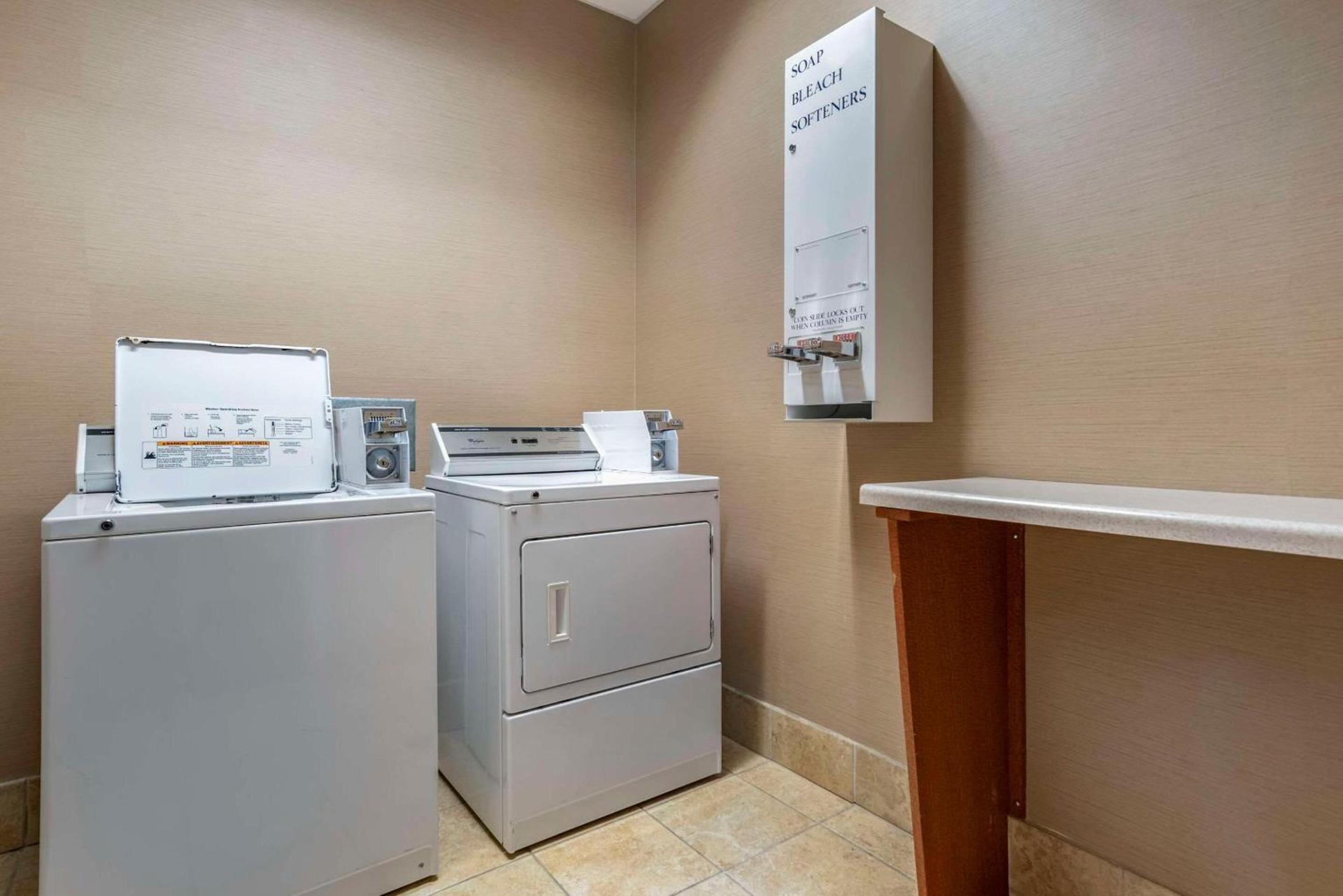 Comfort Suites Flowood - Jackson Airport photo 33