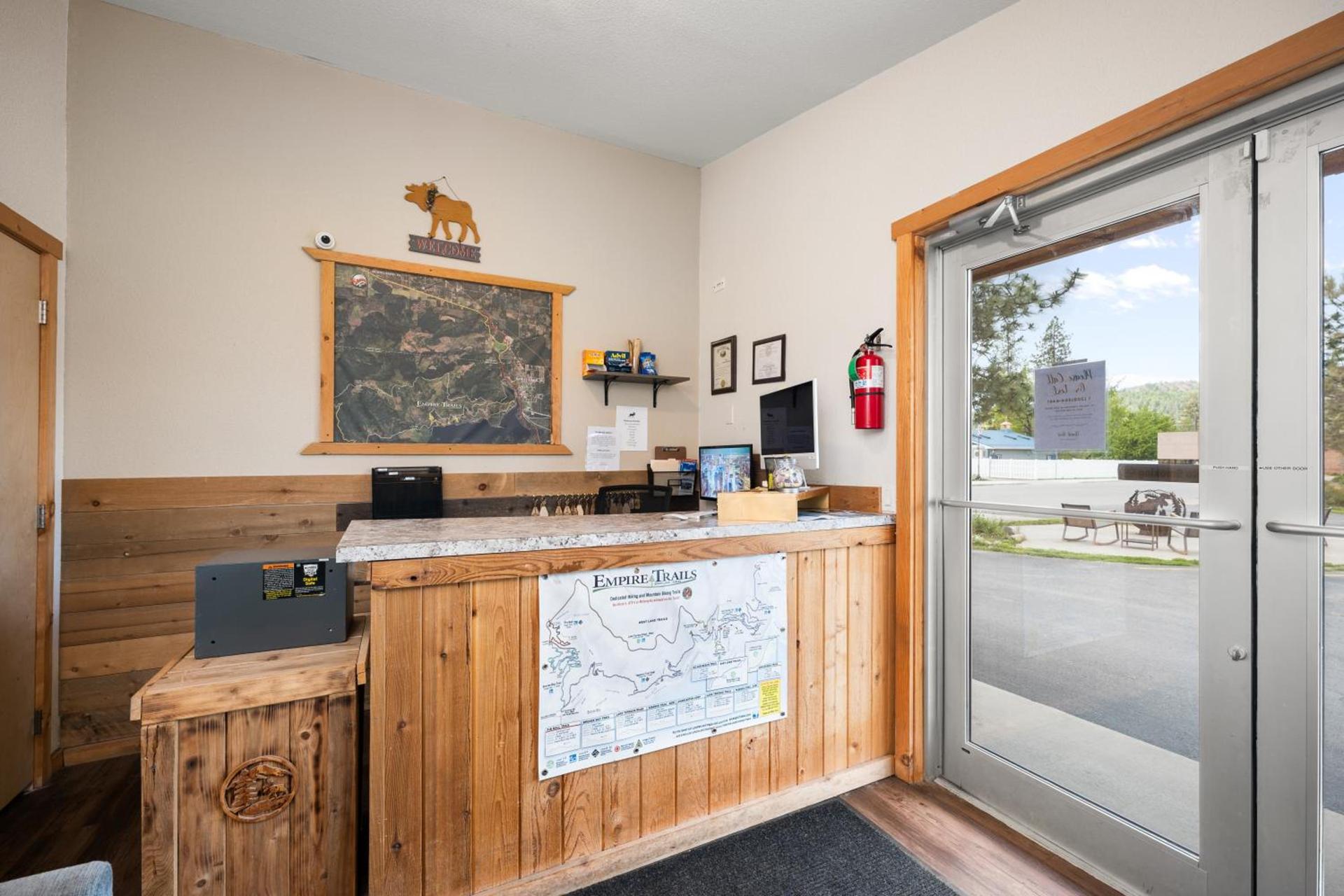 Moose Inn photo 8