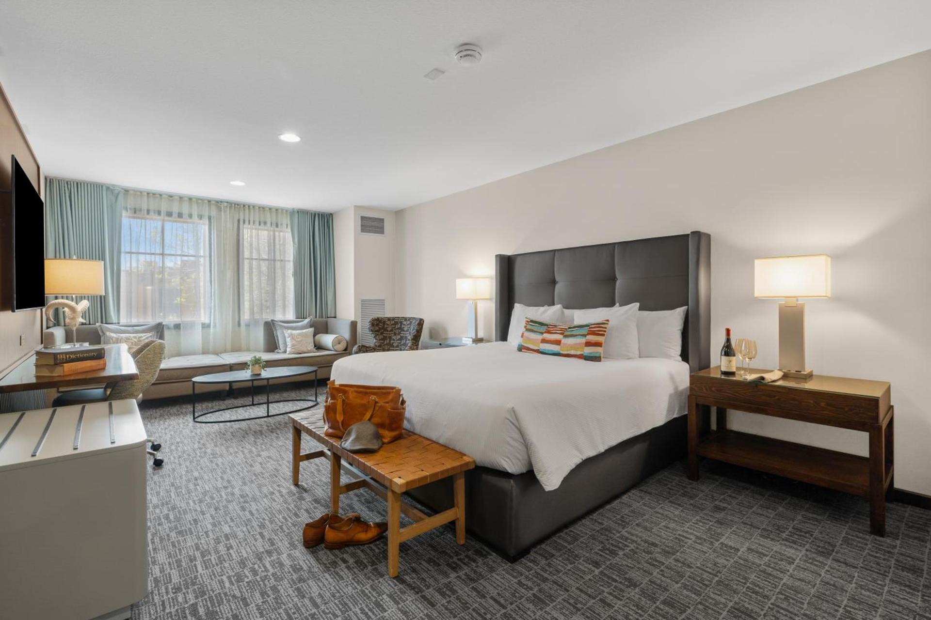 Oxford Hotel Bend photo 17