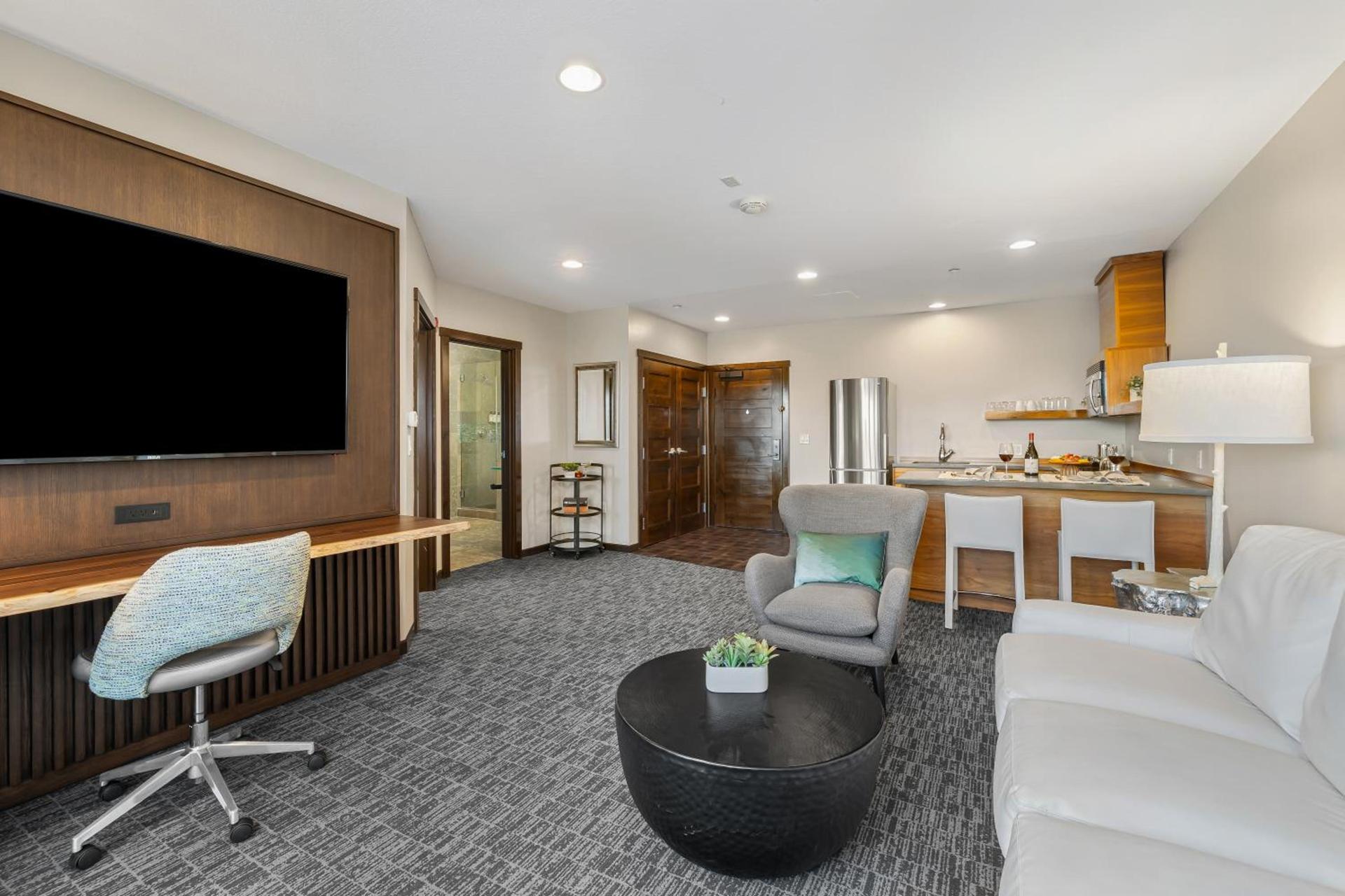 Oxford Hotel Bend photo 61