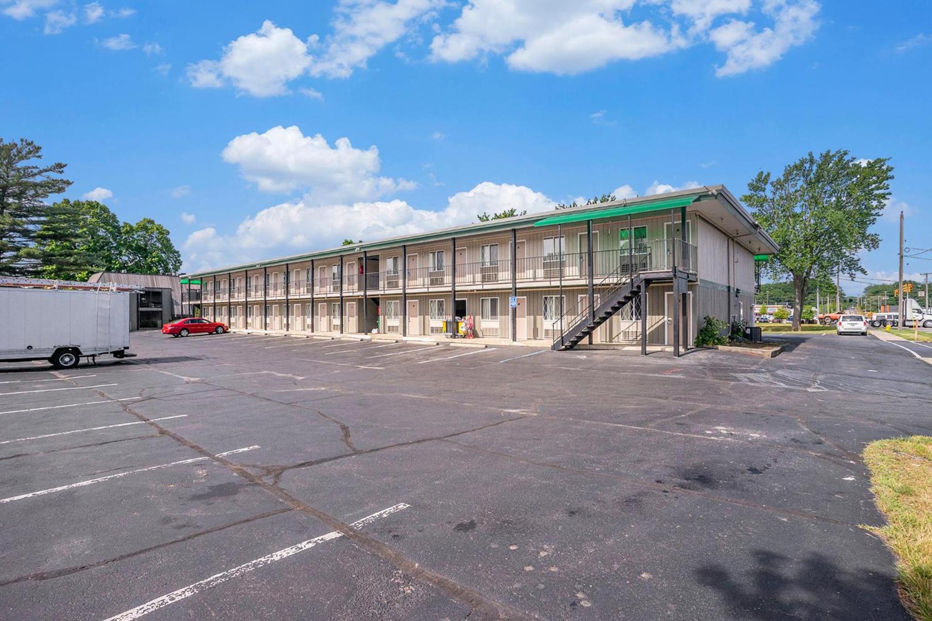 Rodeway Inn Grand Haven photo 48