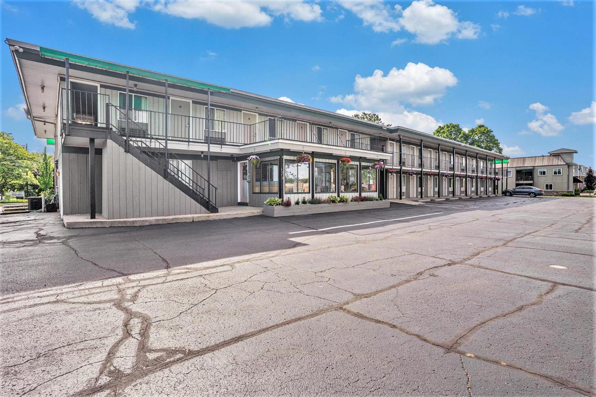 Rodeway Inn Grand Haven photo 59