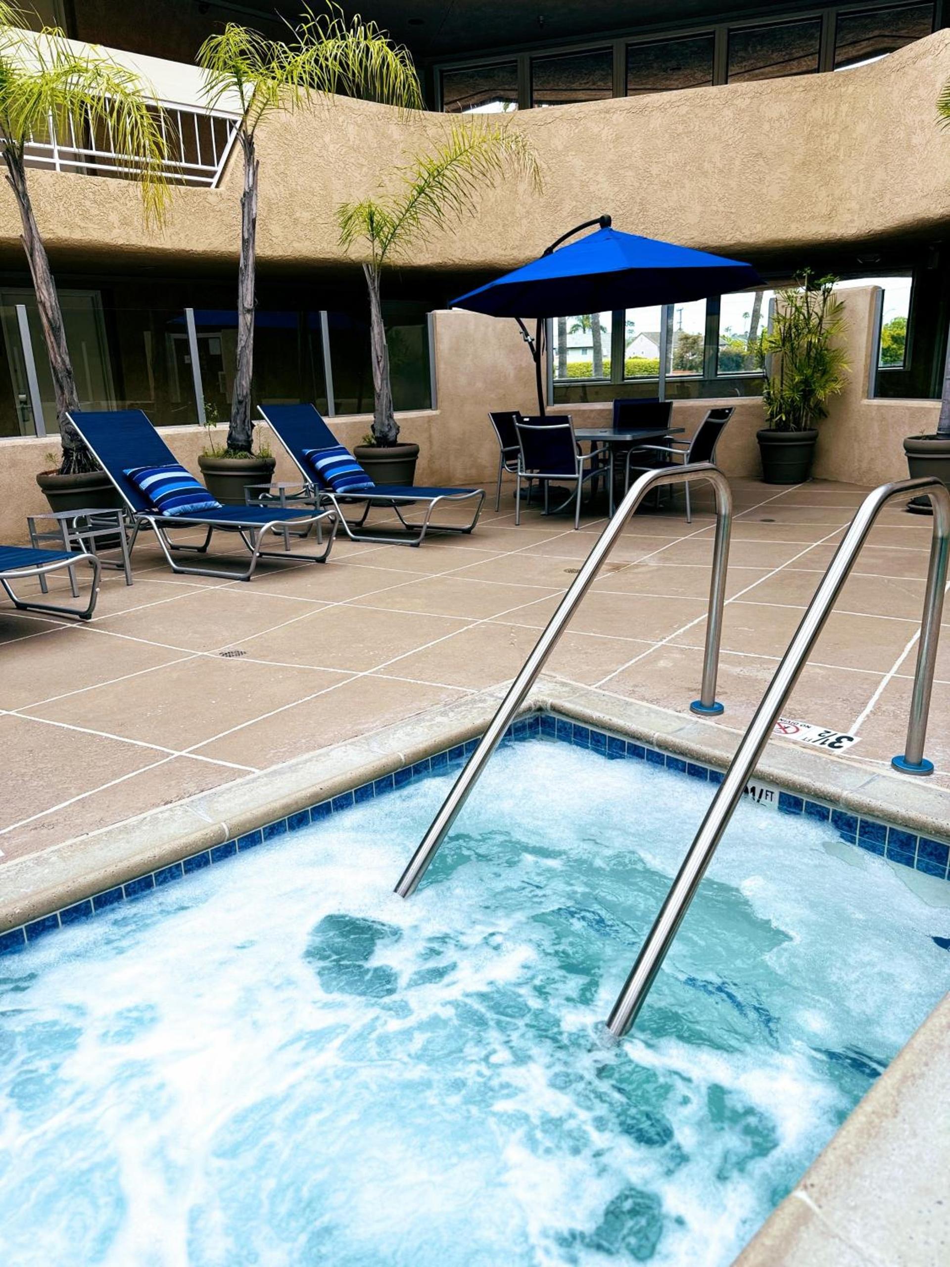 The Pacific Inn photo 89