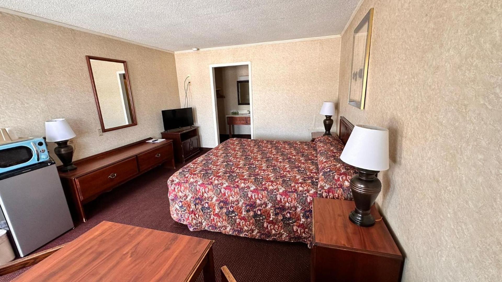 Botkins Motel photo 5