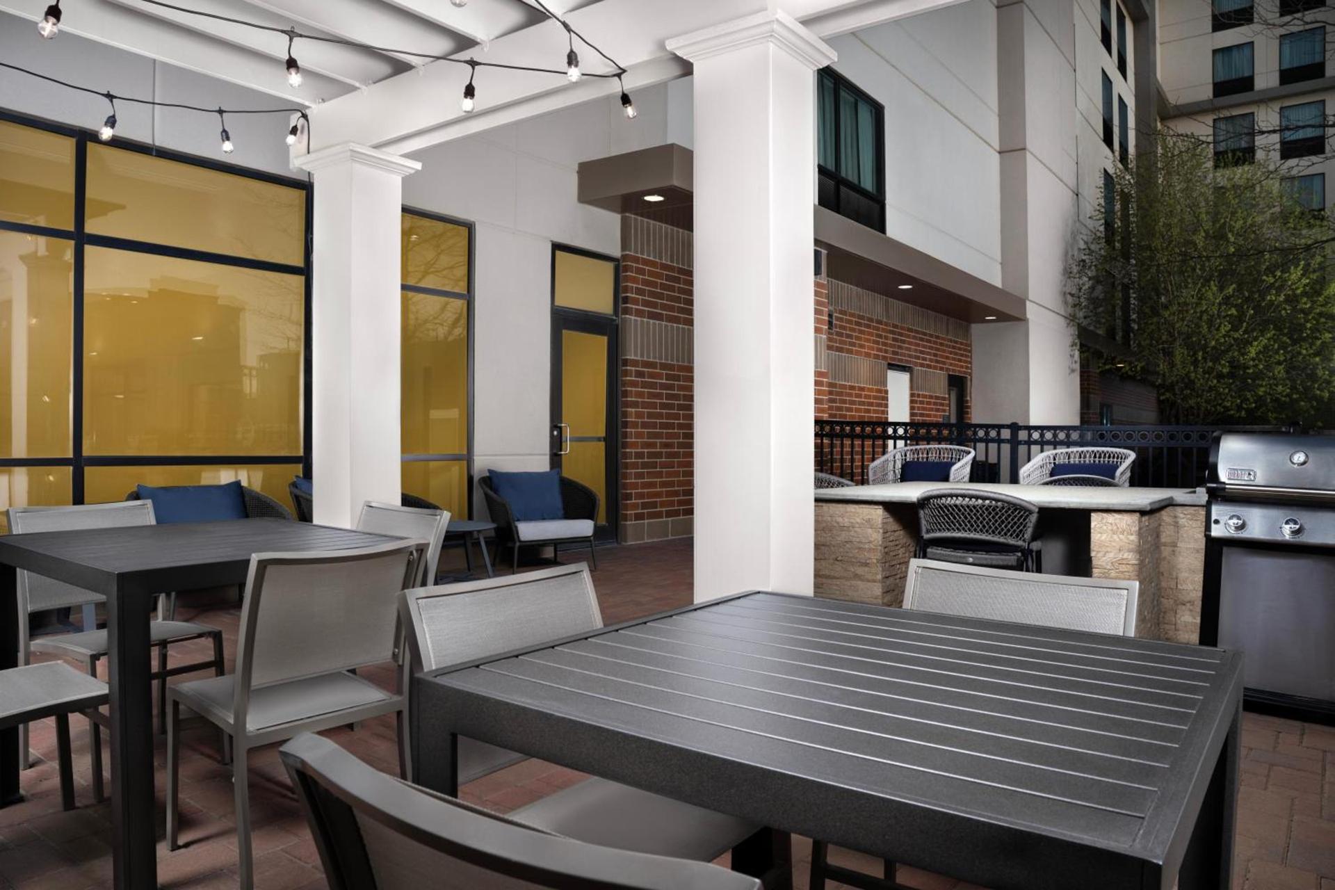 Homewood Suites by Hilton Omaha - Downtown photo 19