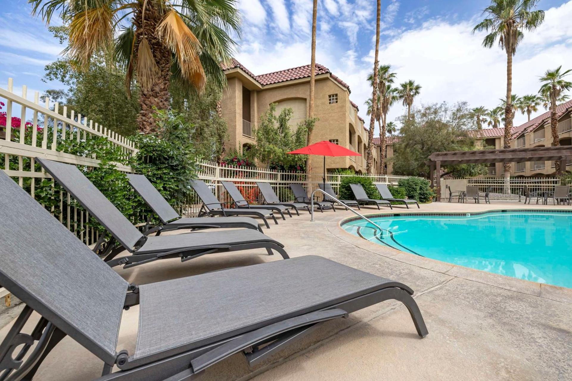 Best Western Plus Palm Desert Resort photo 13